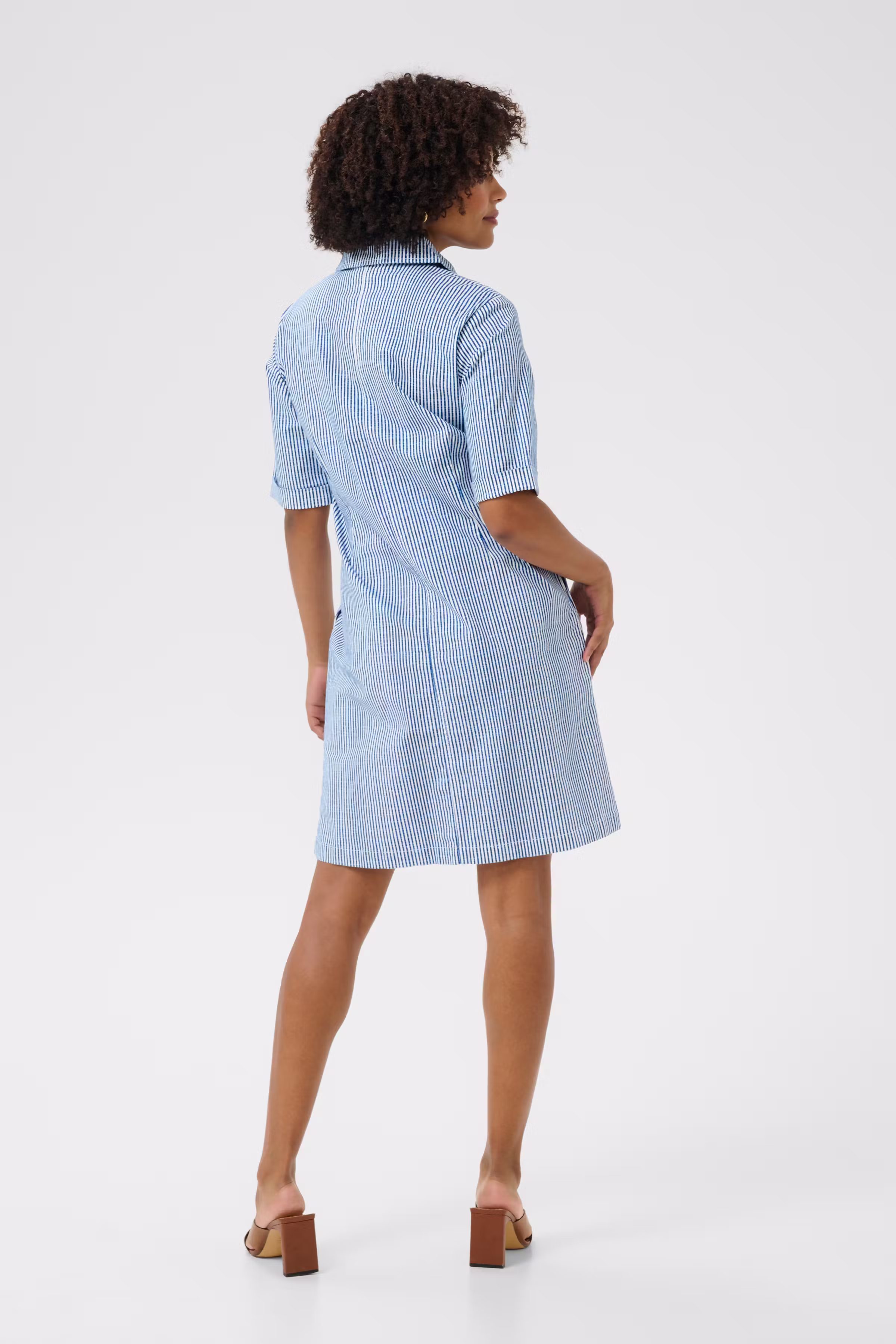 CRBerta Dress LOOKBOOK BACK 10613647-104155