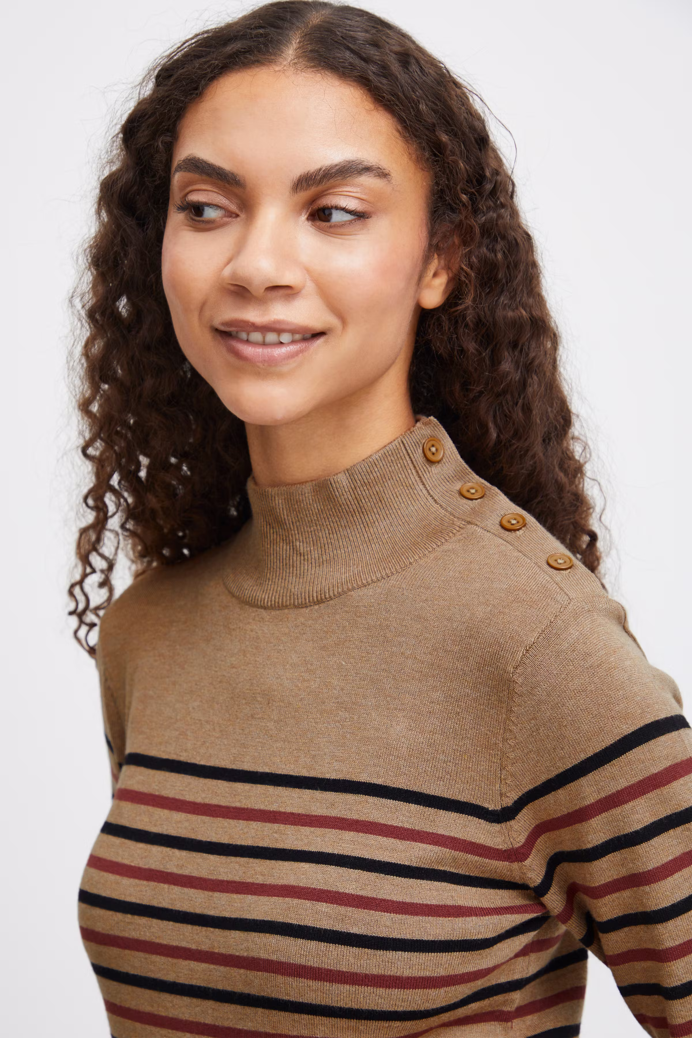 BYMMORLA Pullover LOOKBOOK DETAIL 20815300-203340