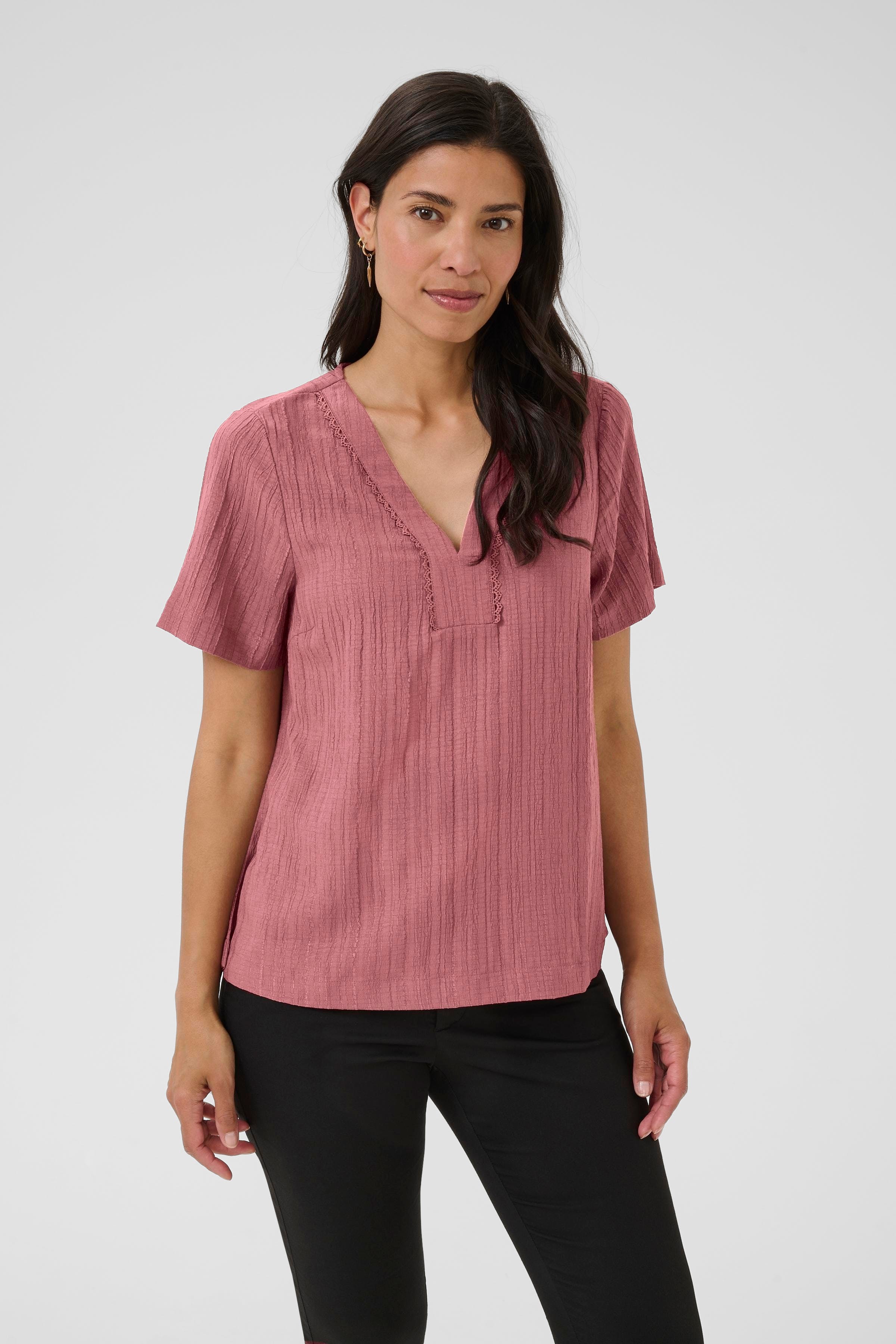 BPvitta Bluse LOOKBOOK FRONT 40200014-108822