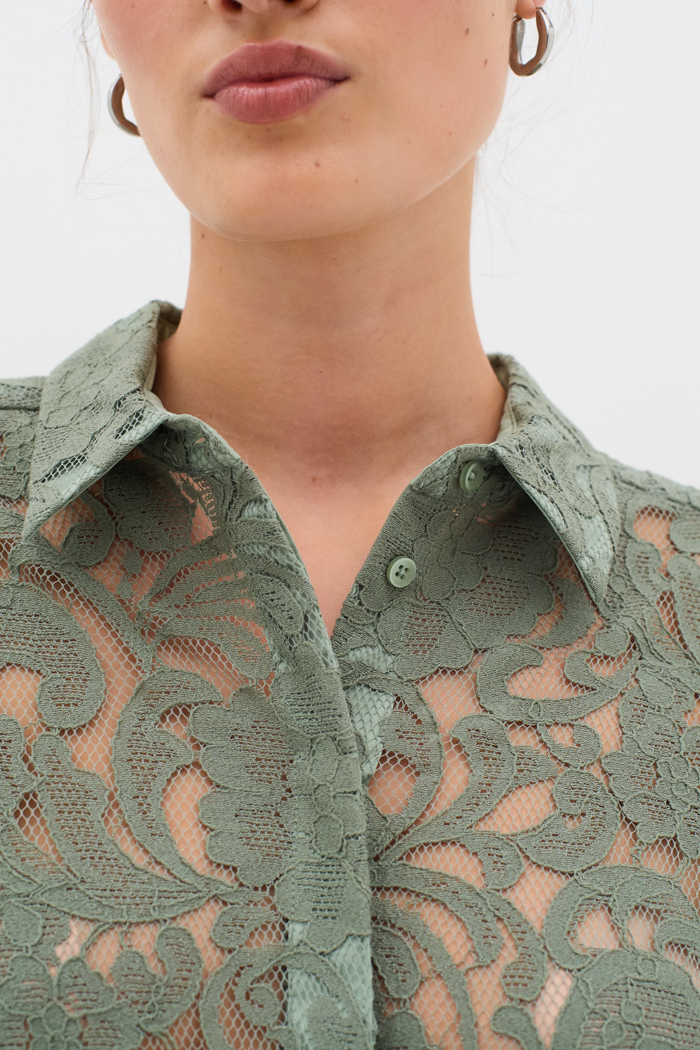 MaddyIW Hemd LOOKBOOK DETAIL 30110604-185806