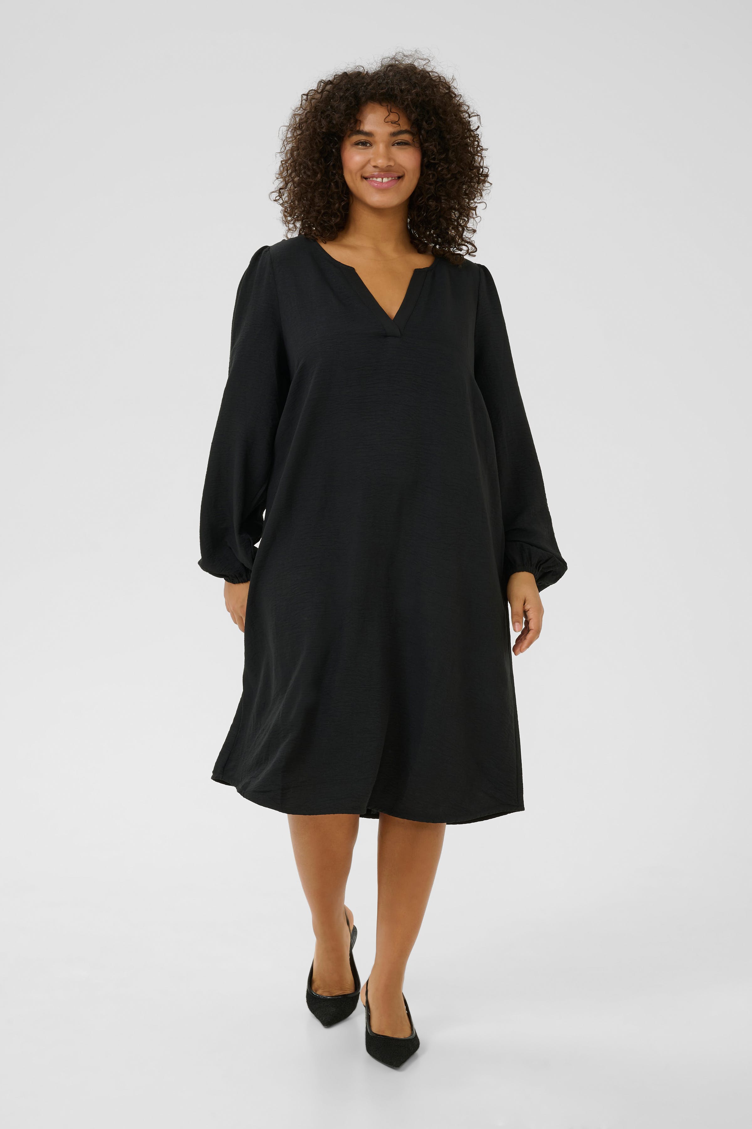 KCniki Kleid LOOKBOOK FRONT 10583579-106822