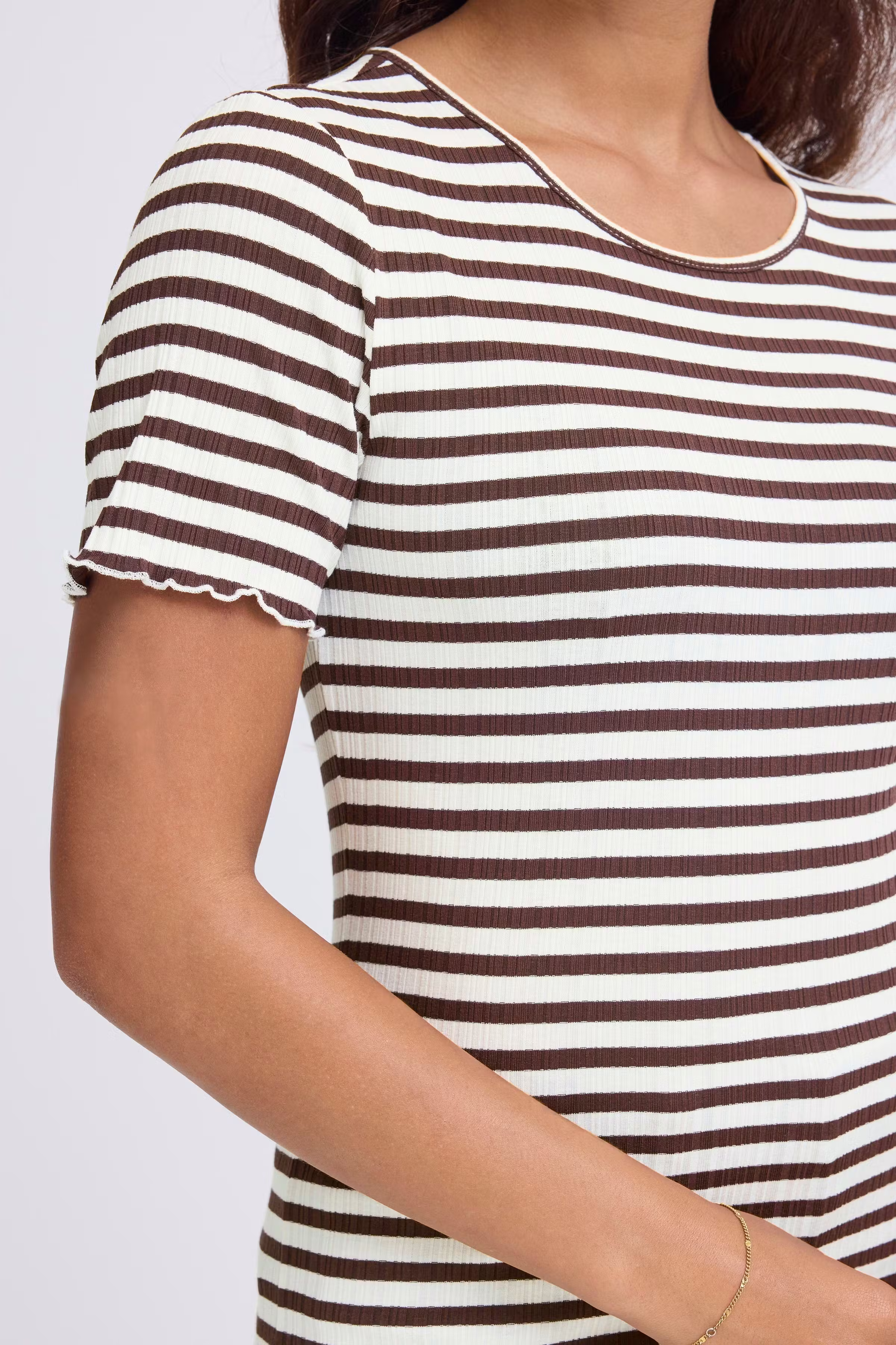 IHCELLA T-shirt LOOKBOOK DETAIL 20122818-900001783