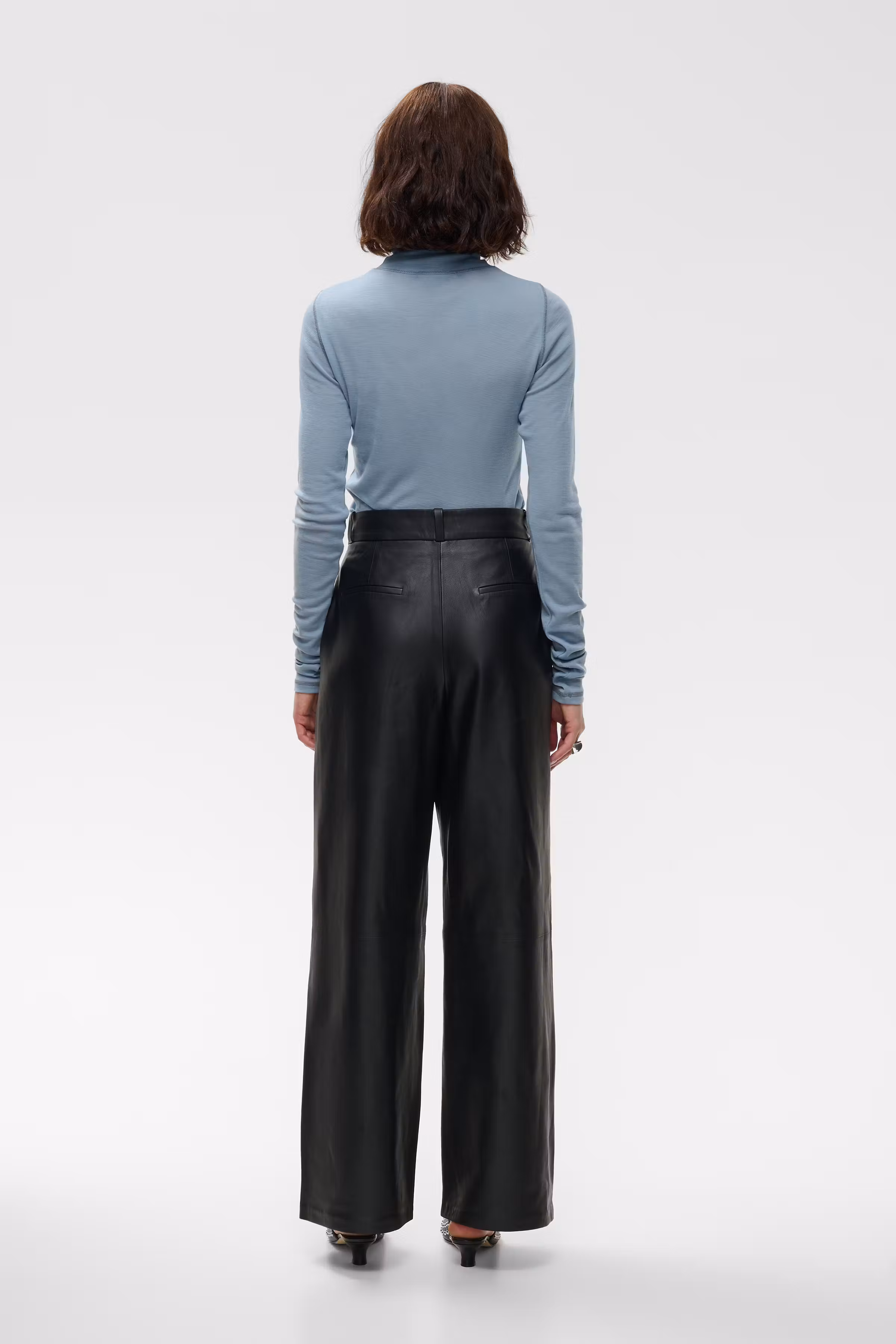 IOLORAINE Trousers LOOKBOOK BACK 30600752-BK999