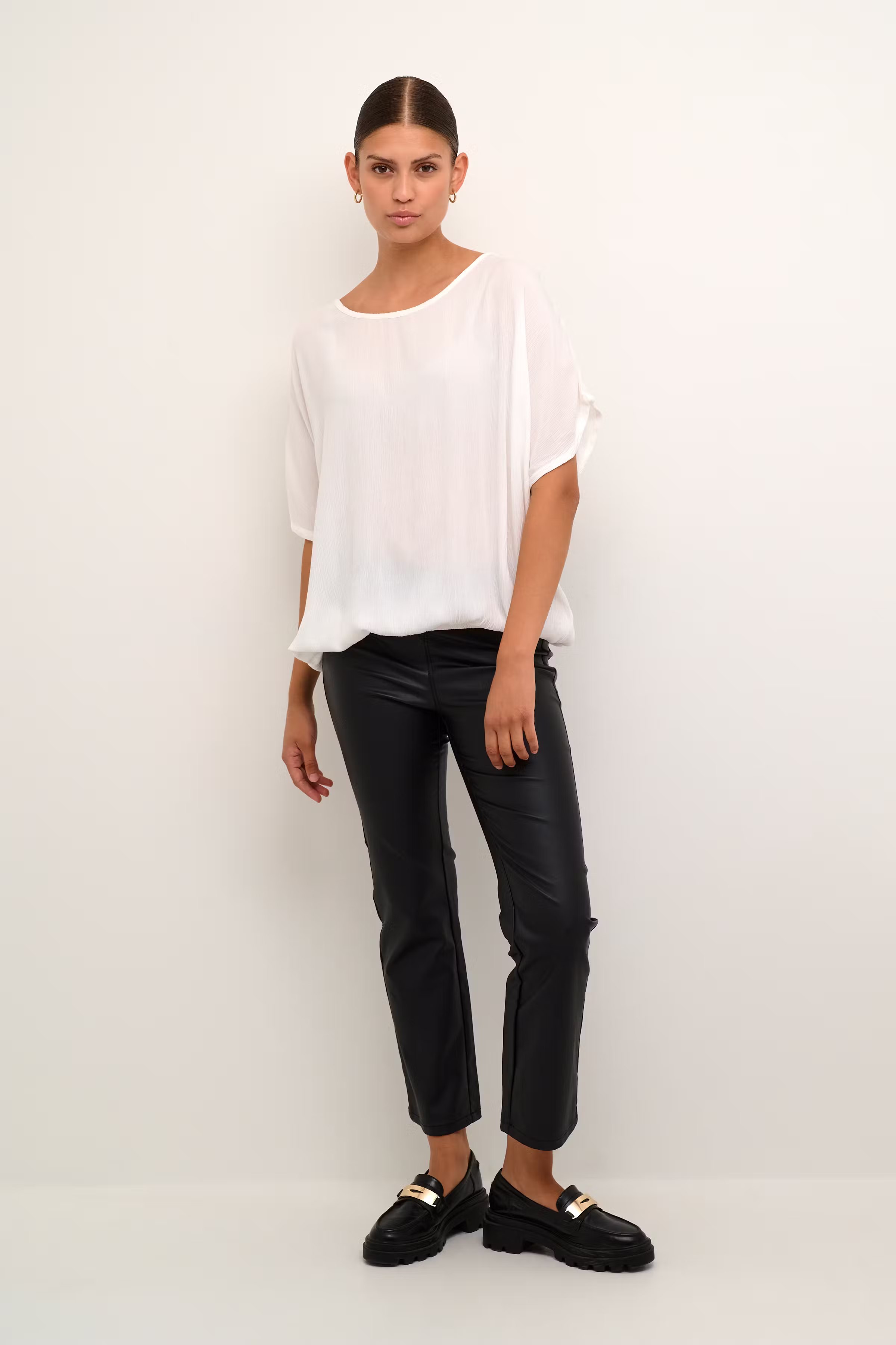 KAamber Bluse LOOKBOOK FRONT 10500781-50003