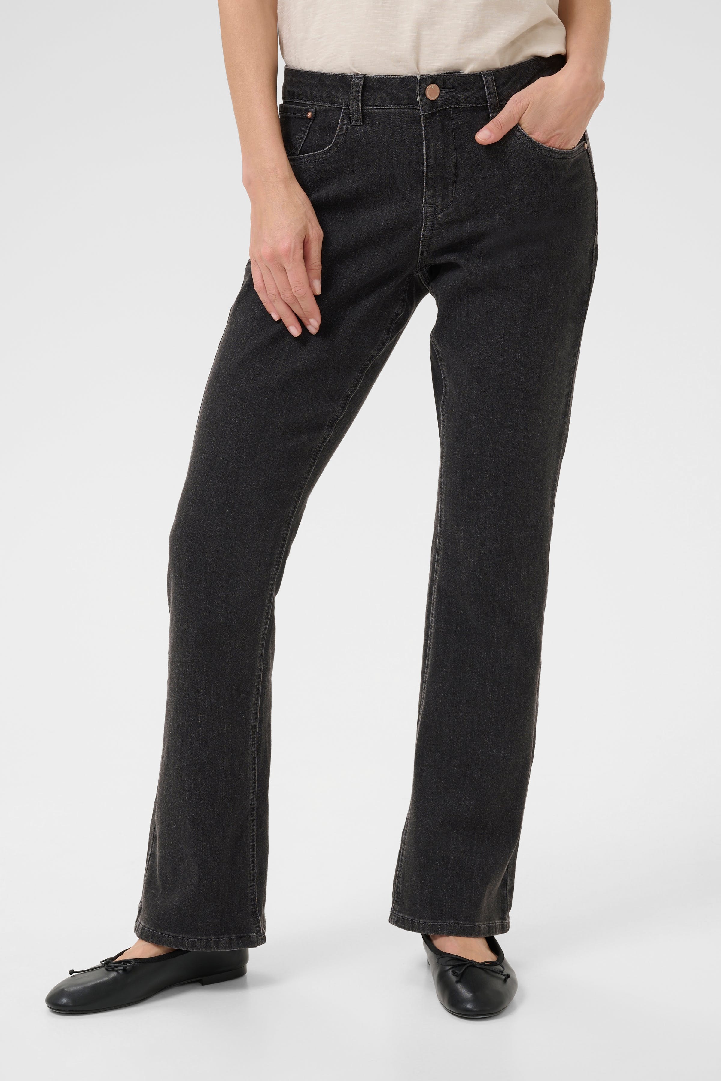 CRLone Jeans LOOKBOOK FRONT 10609152-107963