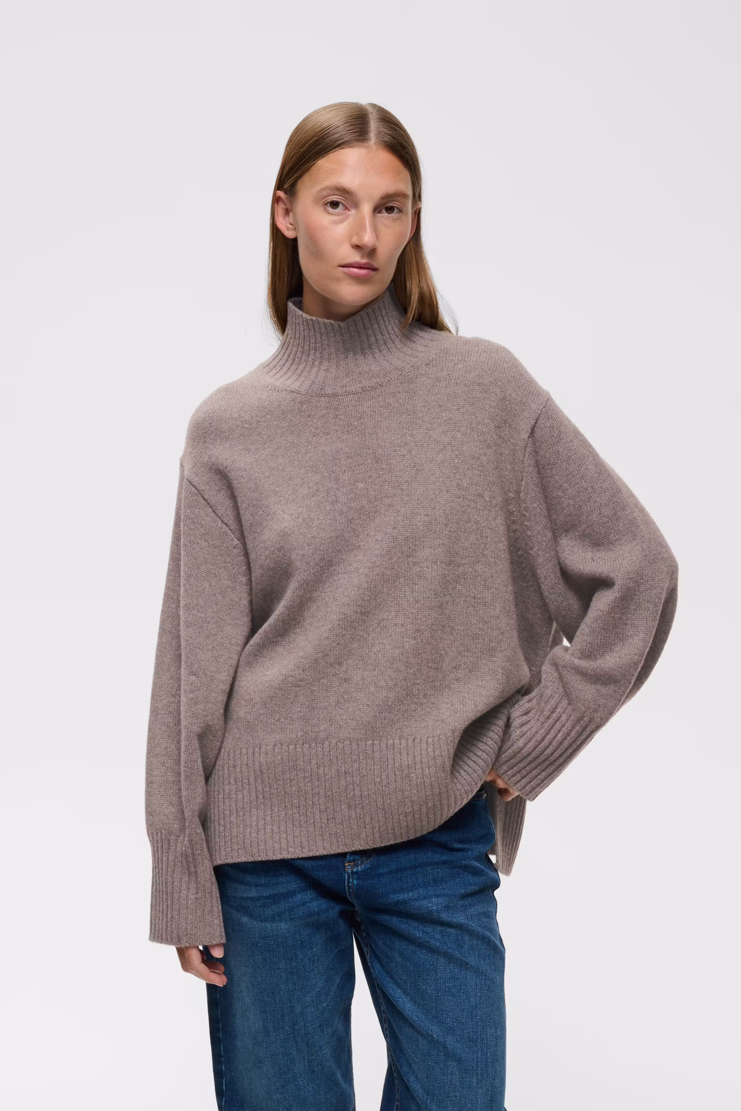 GeaIW Pullover LOOKBOOK FRONT 30111019-1715061