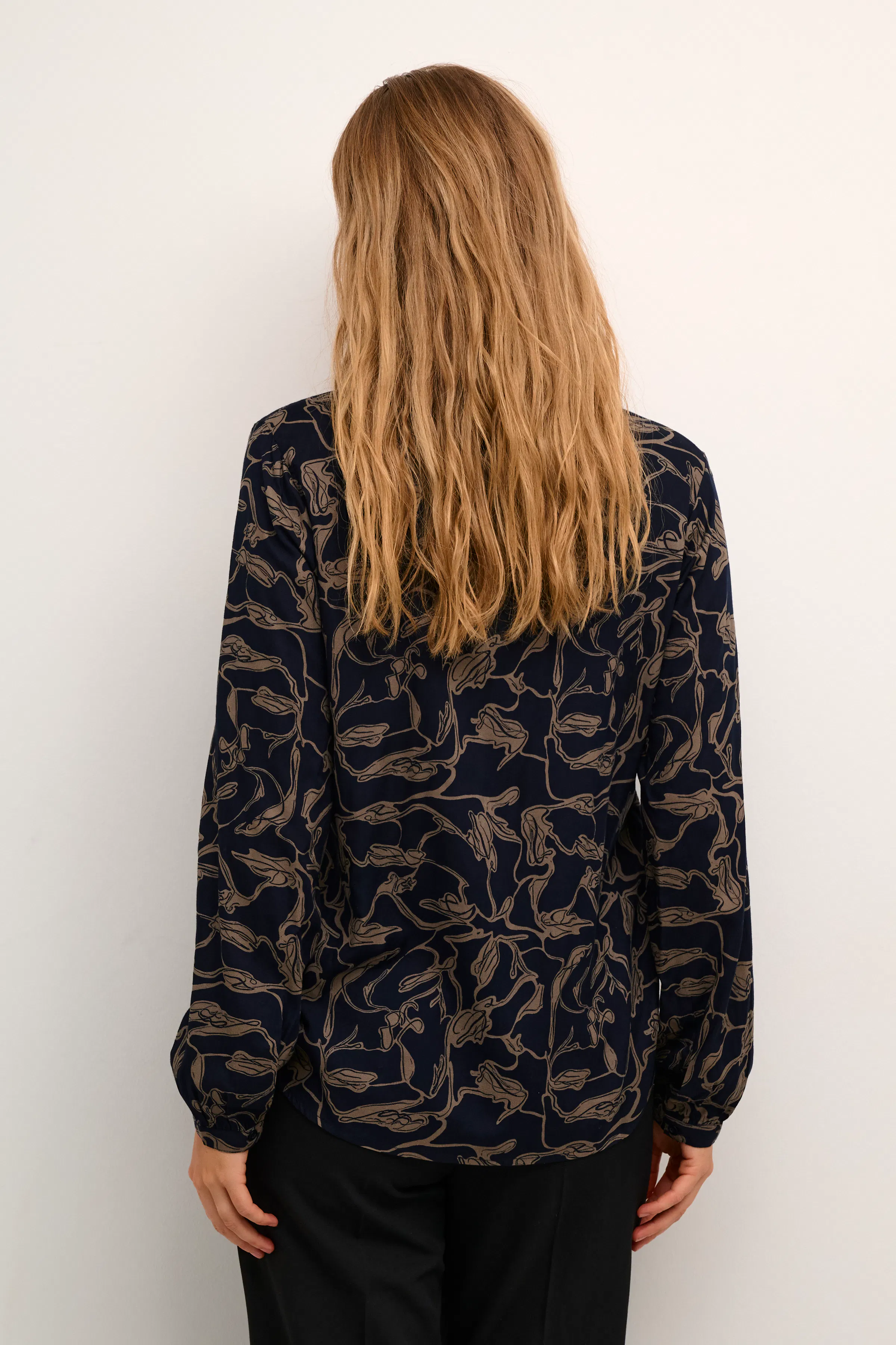 KAelse Bluse LOOKBOOK BACK 10508677-105688