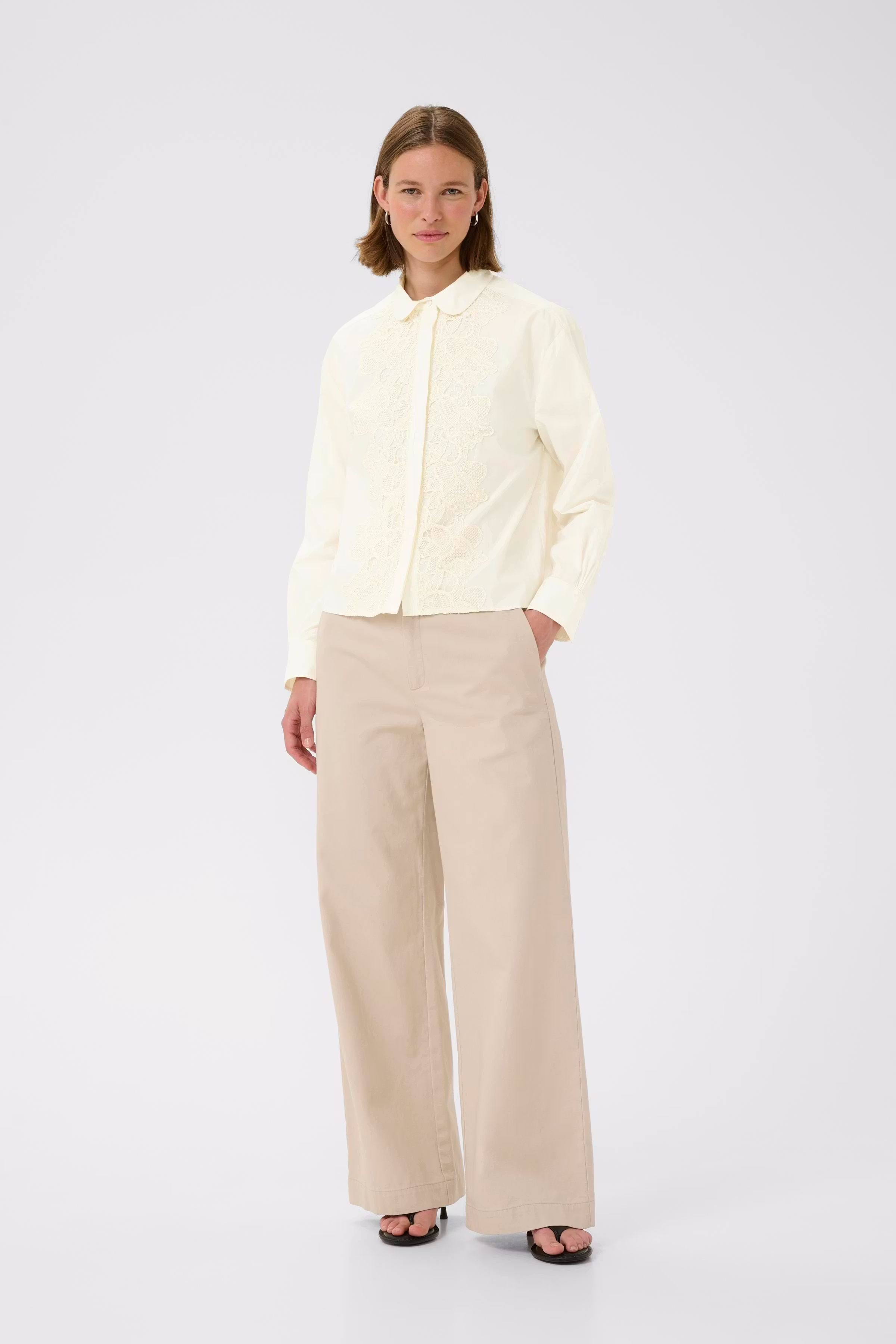 AimeeIW Cropped Skjorta LOOKBOOK FRONT 30110877-110701