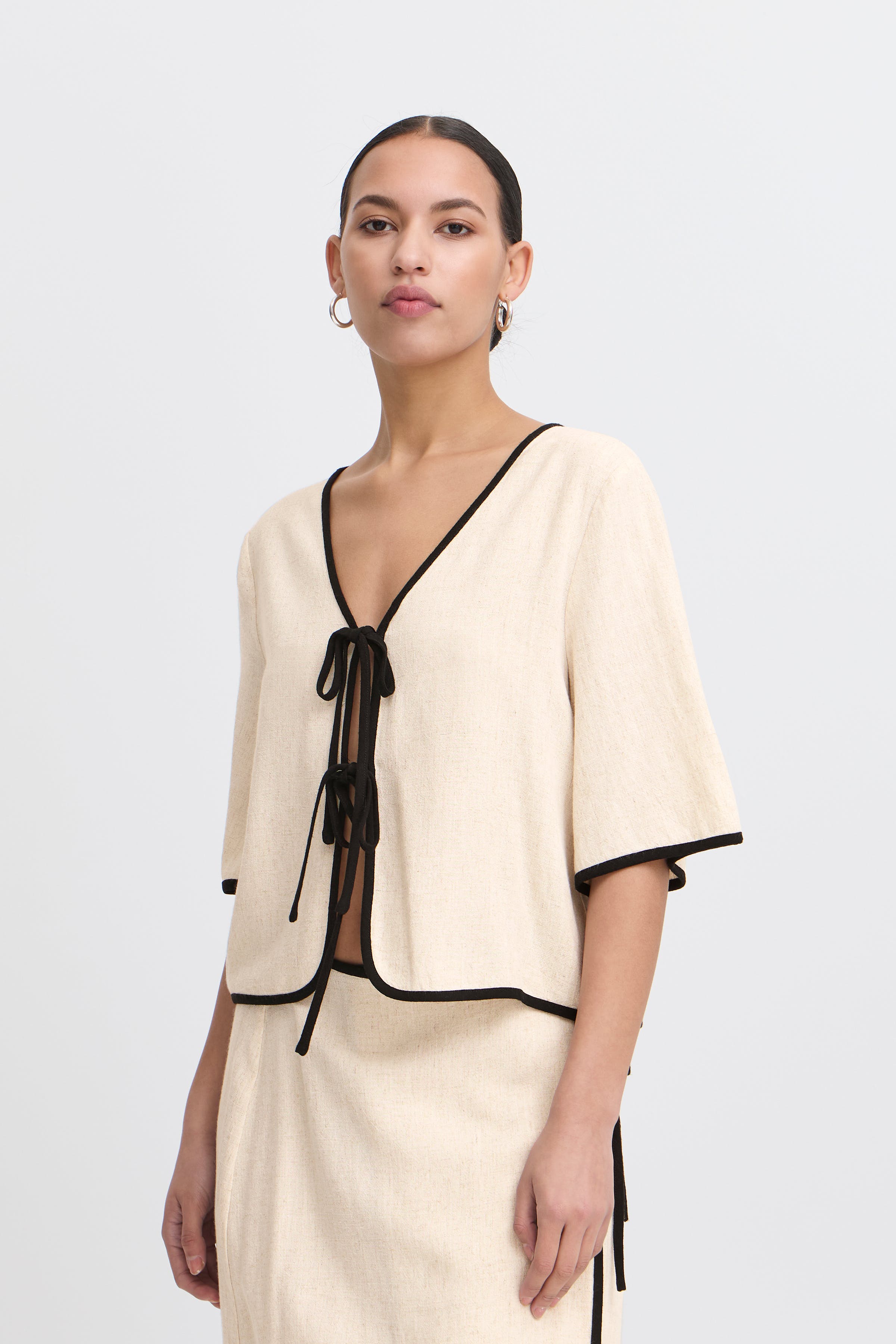 IHTACITA Shirt LOOKBOOK FRONT 20123339-1309071