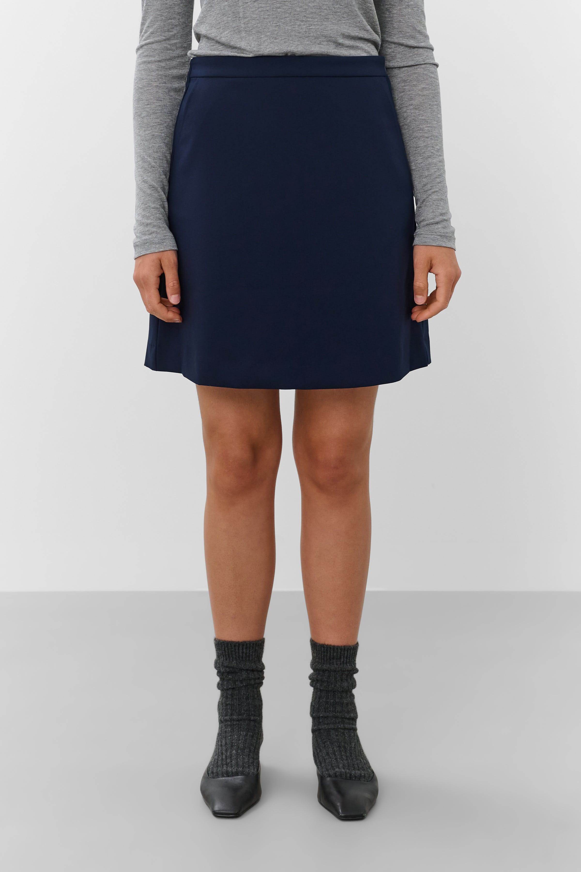 SLCorinne Rok LOOKBOOK FRONT 30407280-193924