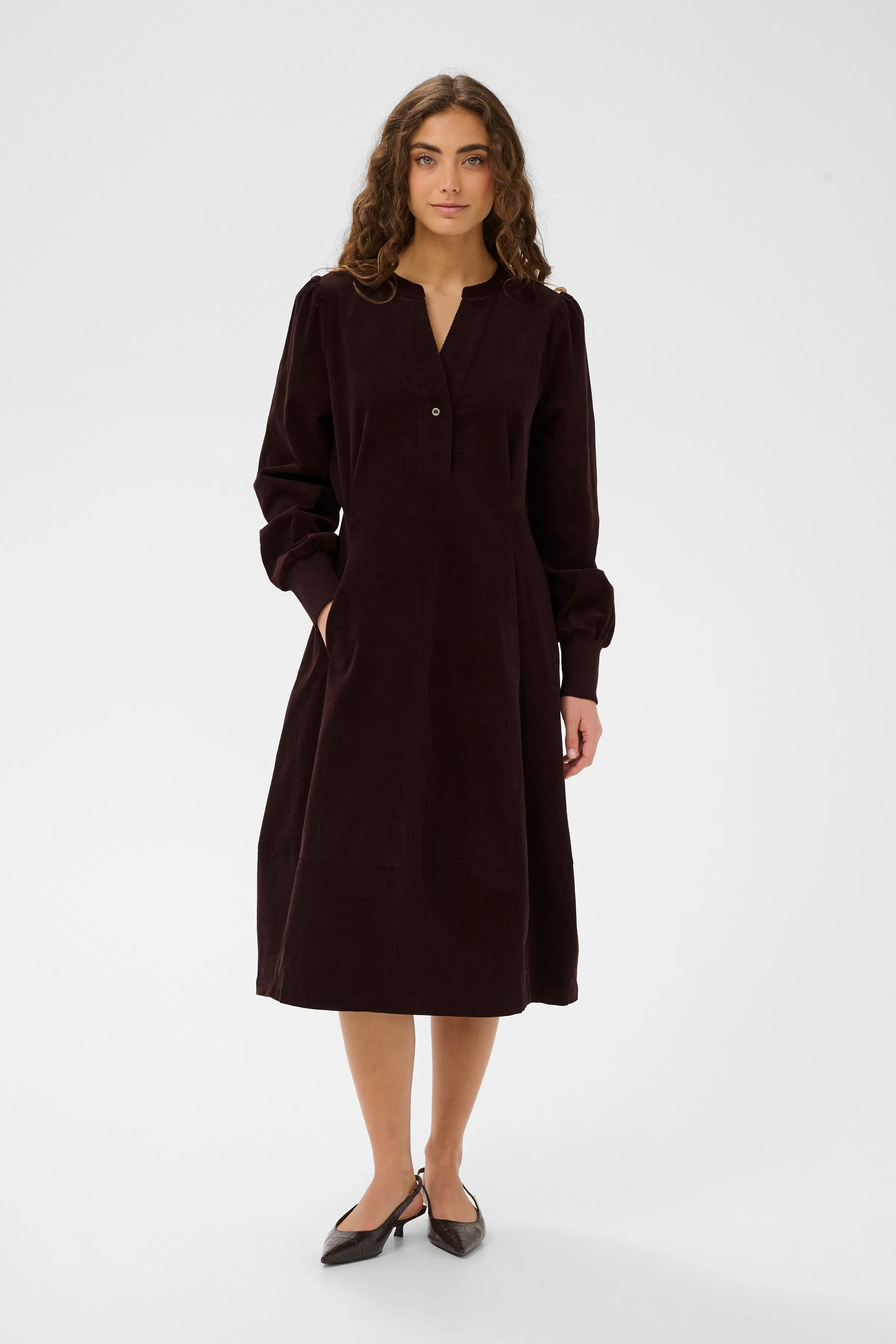 CUrhaena Kjole LOOKBOOK FRONT 50112618-190915