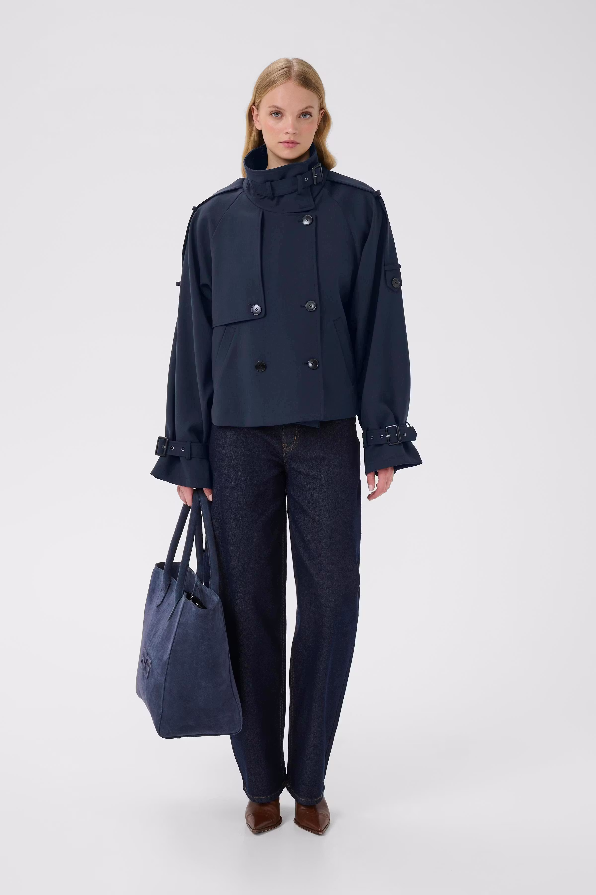 GZavic Short trench coat LOOKBOOK FRONT 10910898-193922