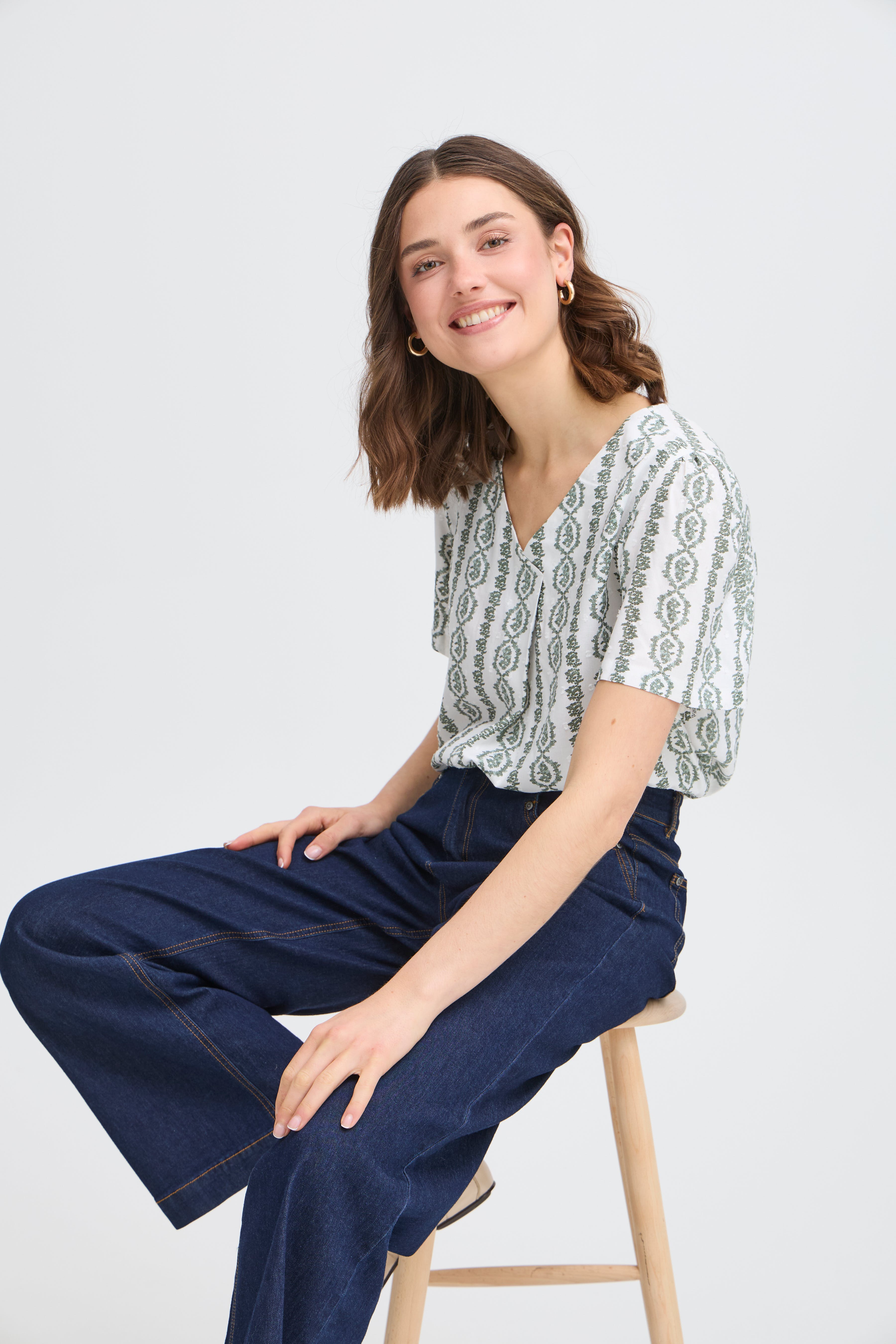 FRSOPHIA Blouse LOCATION NONE 20616299-205548