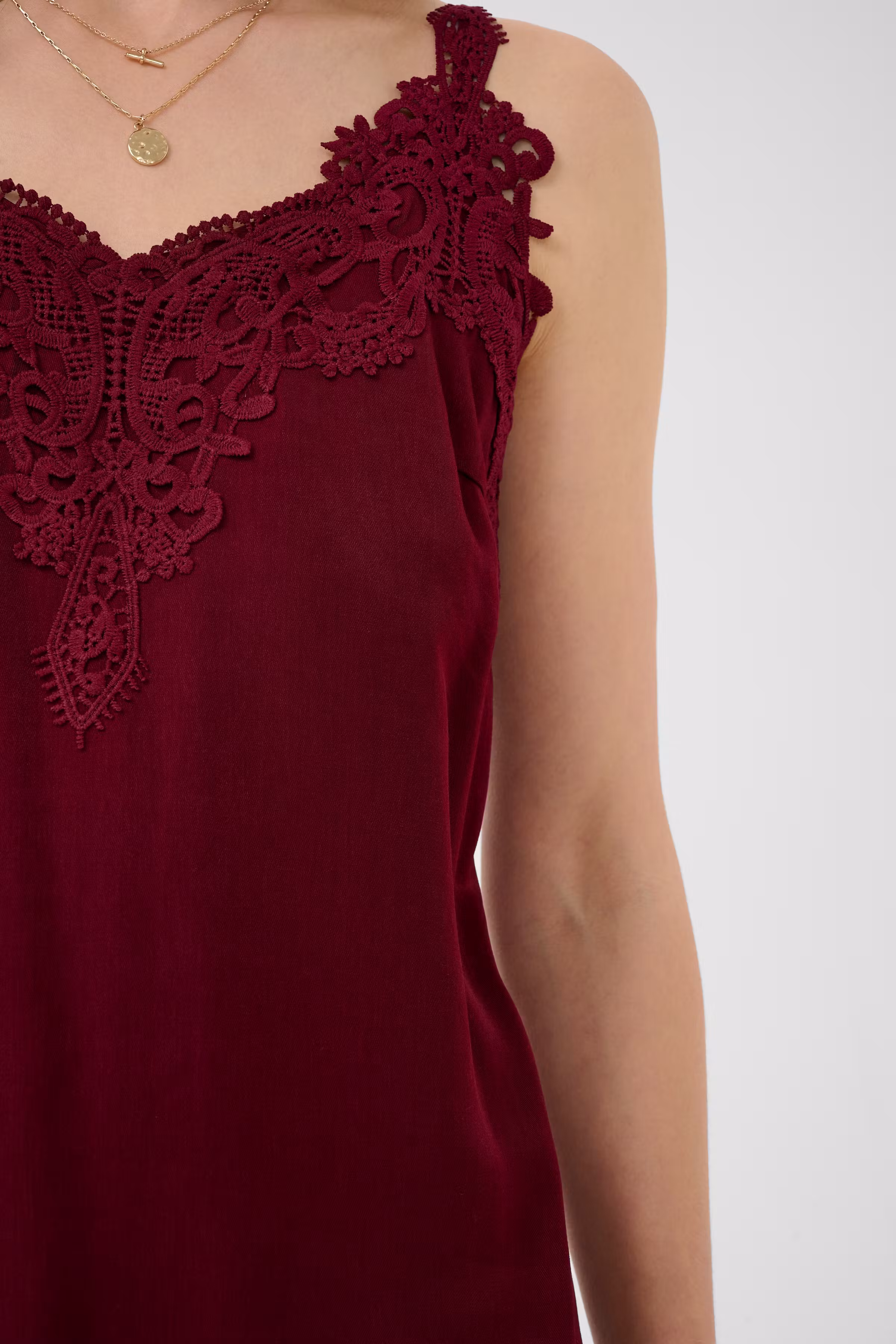 CRAnna Top LOOKBOOK DETAIL 10611224-191724