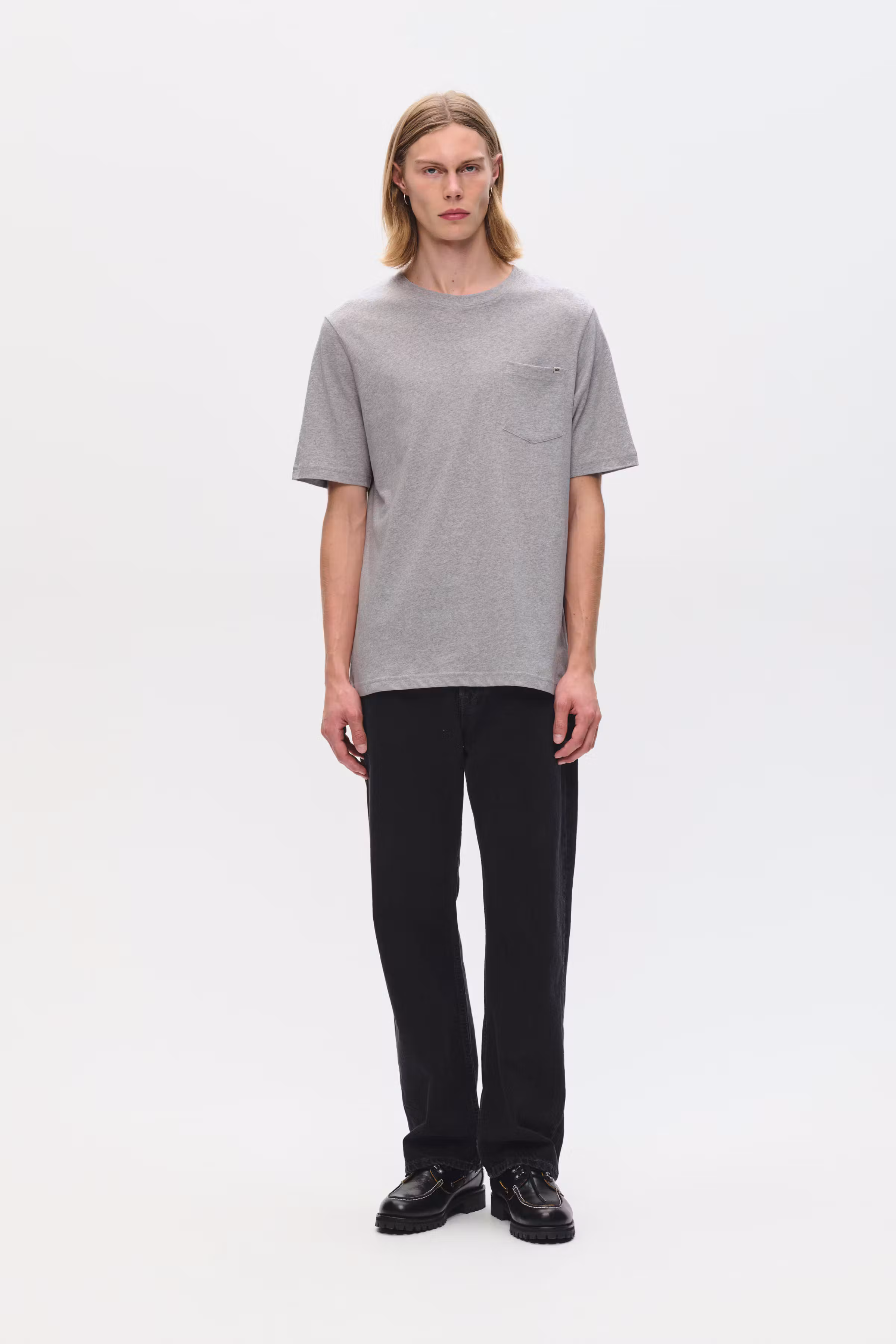 WWBobby pocket T-shirt LOOKBOOK FRONT 30252482-303736