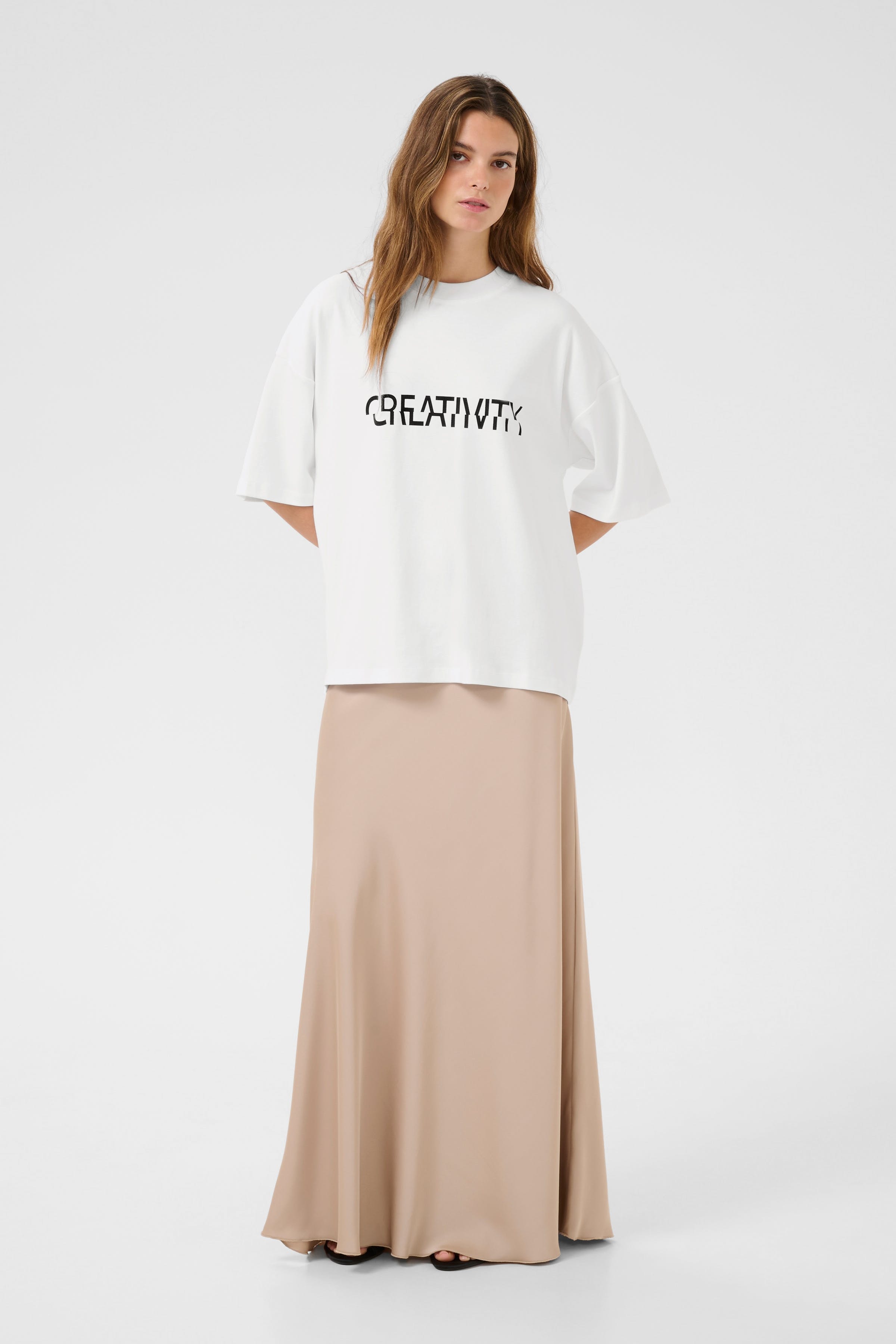 KBUnity T-shirt LOOKBOOK FRONT 10105460-110601