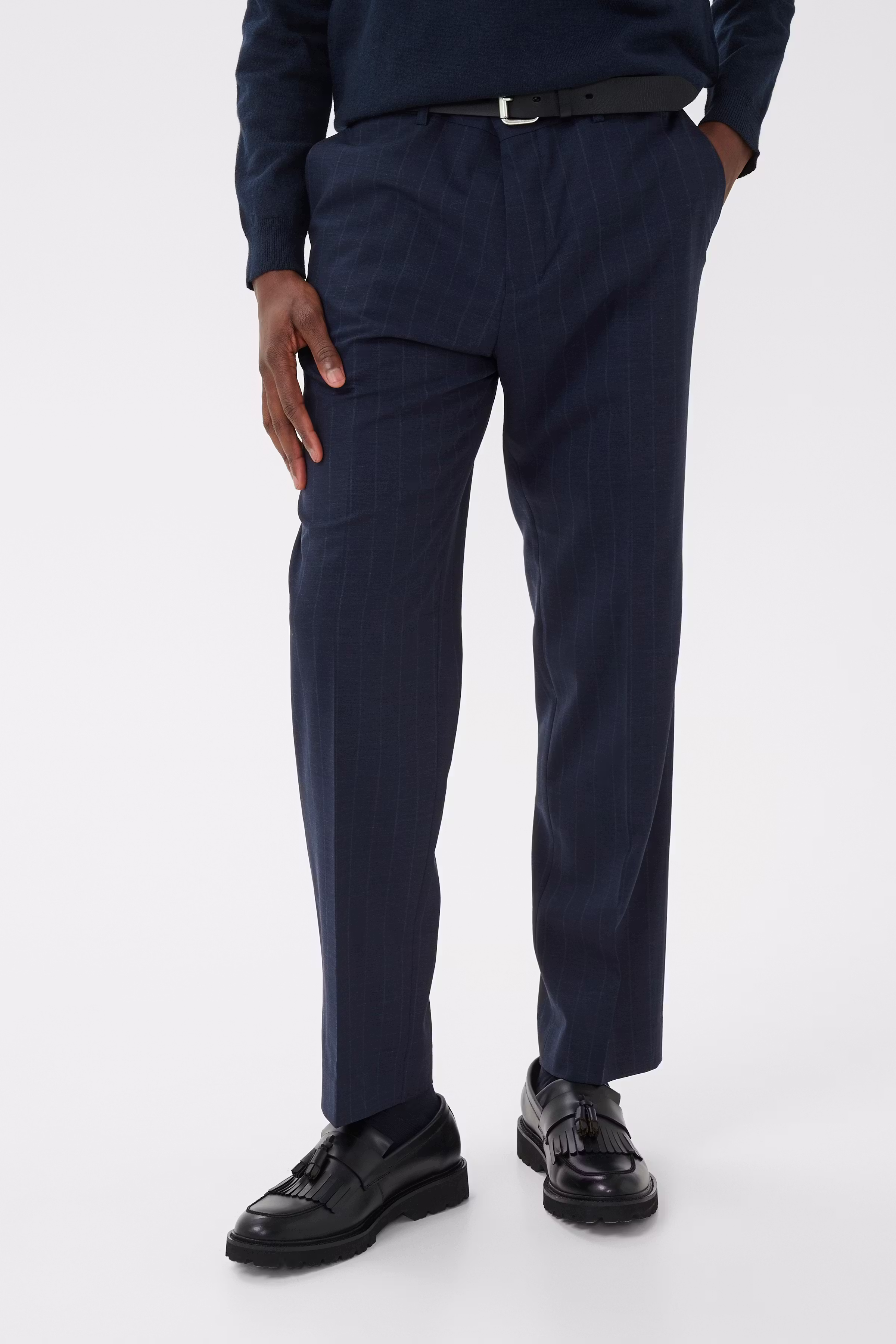 MAwesley Byxor LOOKBOOK FRONT 30209165-194011