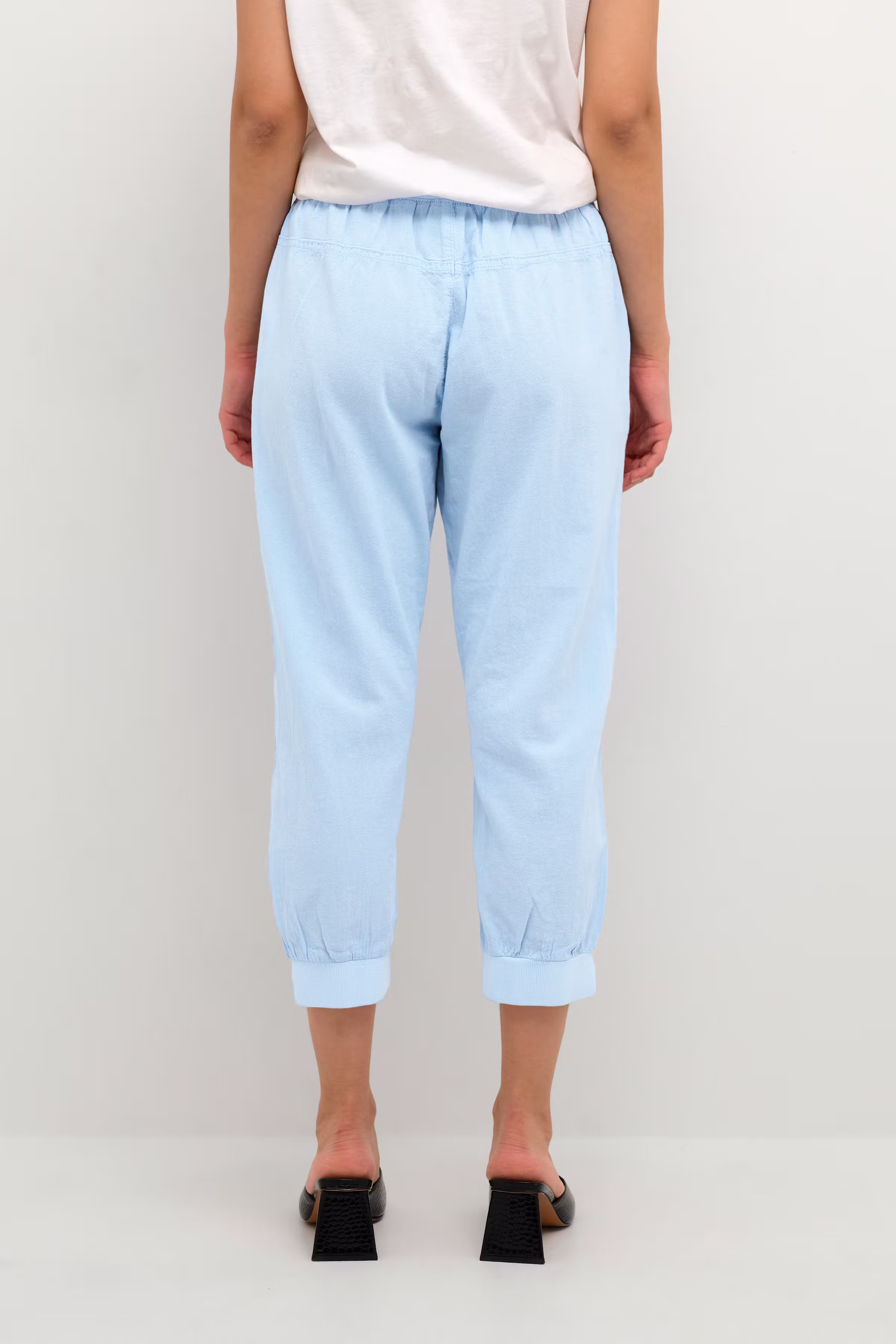 Naya Capri bukser LOOKBOOK BACK 10502803-154031