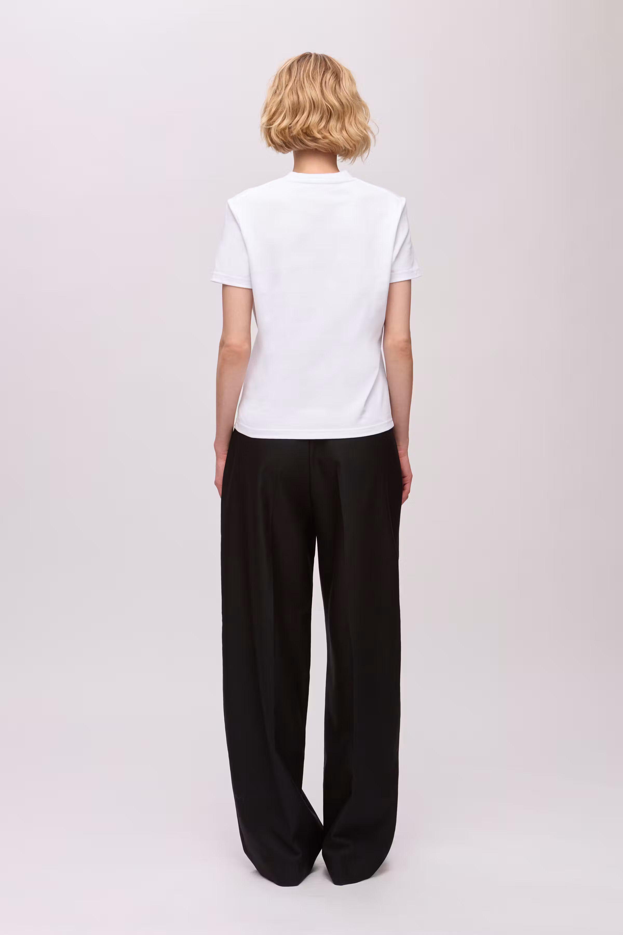IOFenix T-shirt LOOKBOOK BACK 30600108-WH001