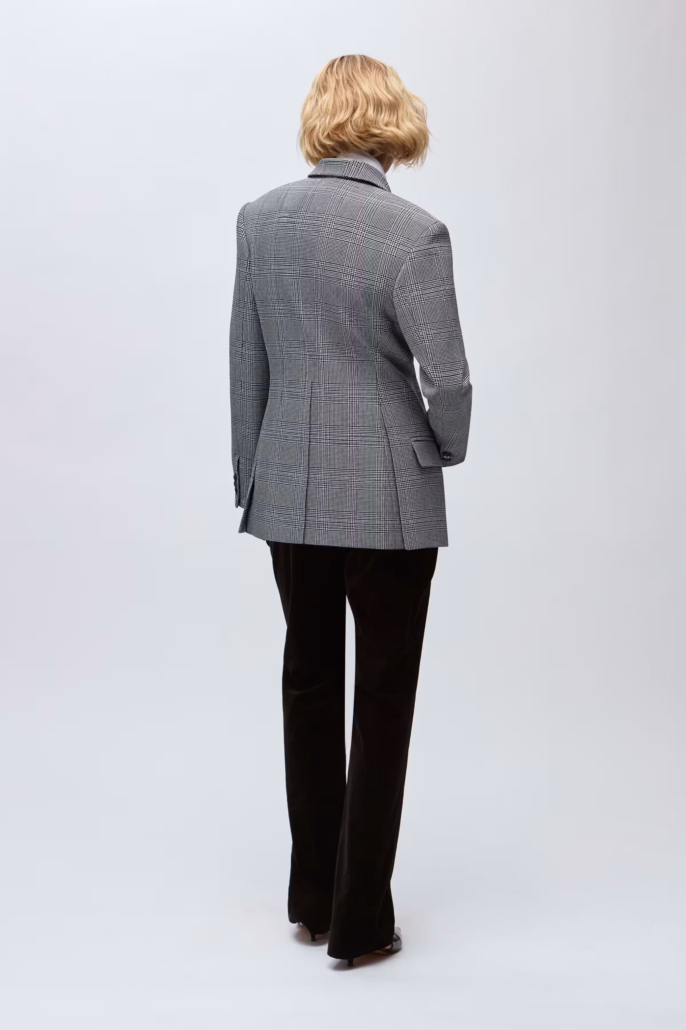 IOJunia Blazer LOOKBOOK BACK 30600054-MC2161