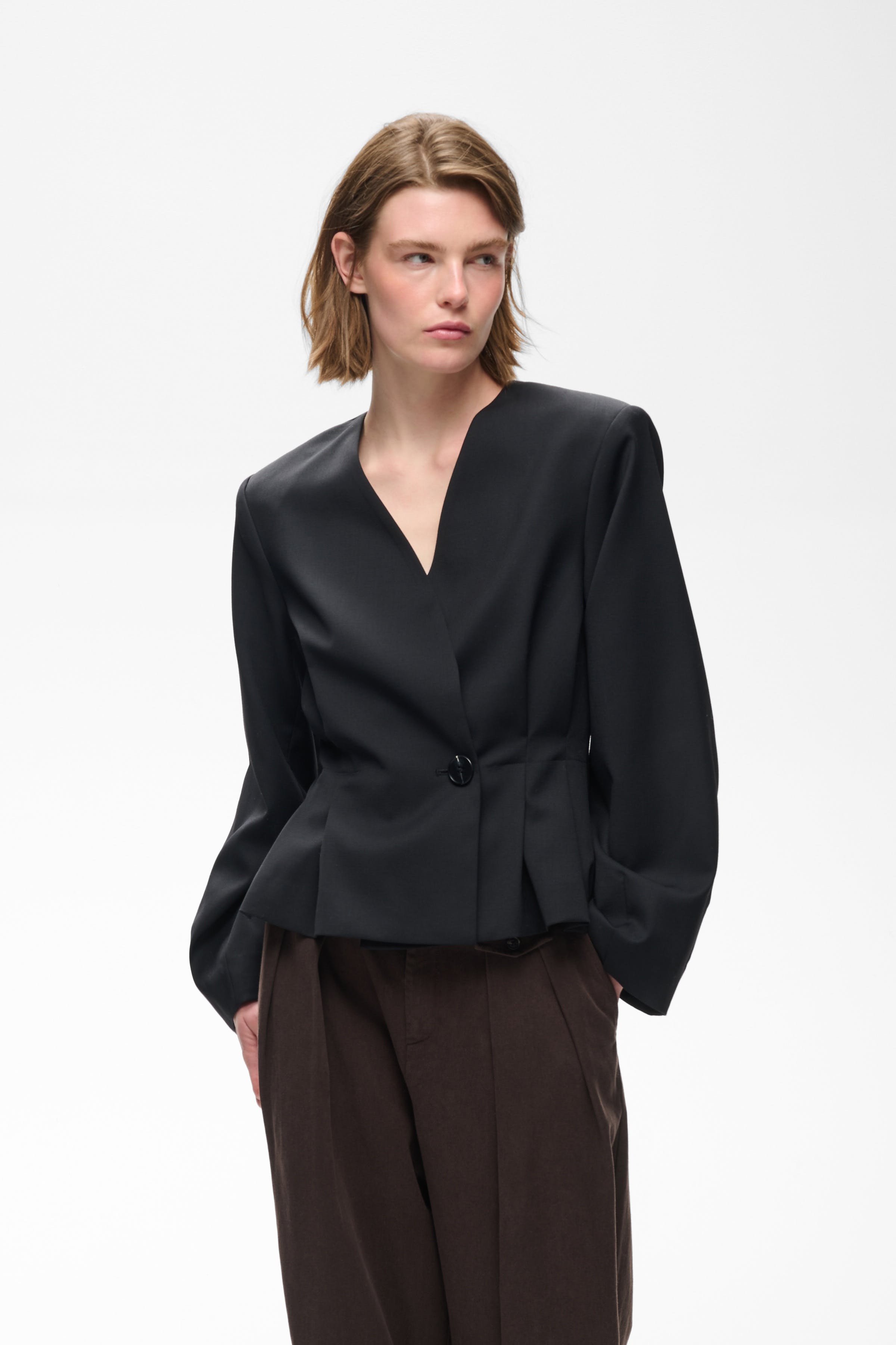 CARAHIW Blazer LOOKBOOK FRONT 30112889-194008