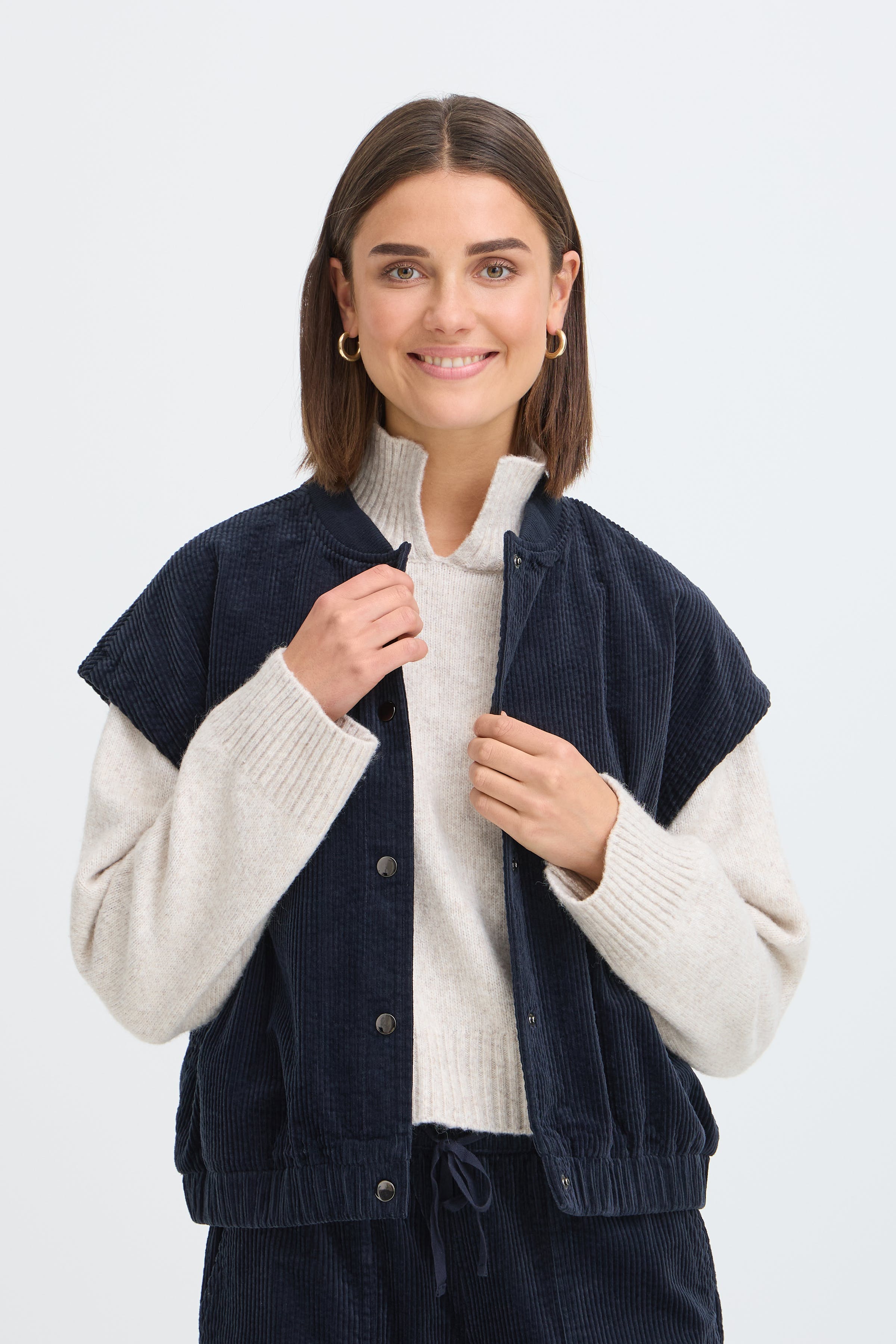 FRSALOMI Vest LOOKBOOK FRONT 20618195-194011
