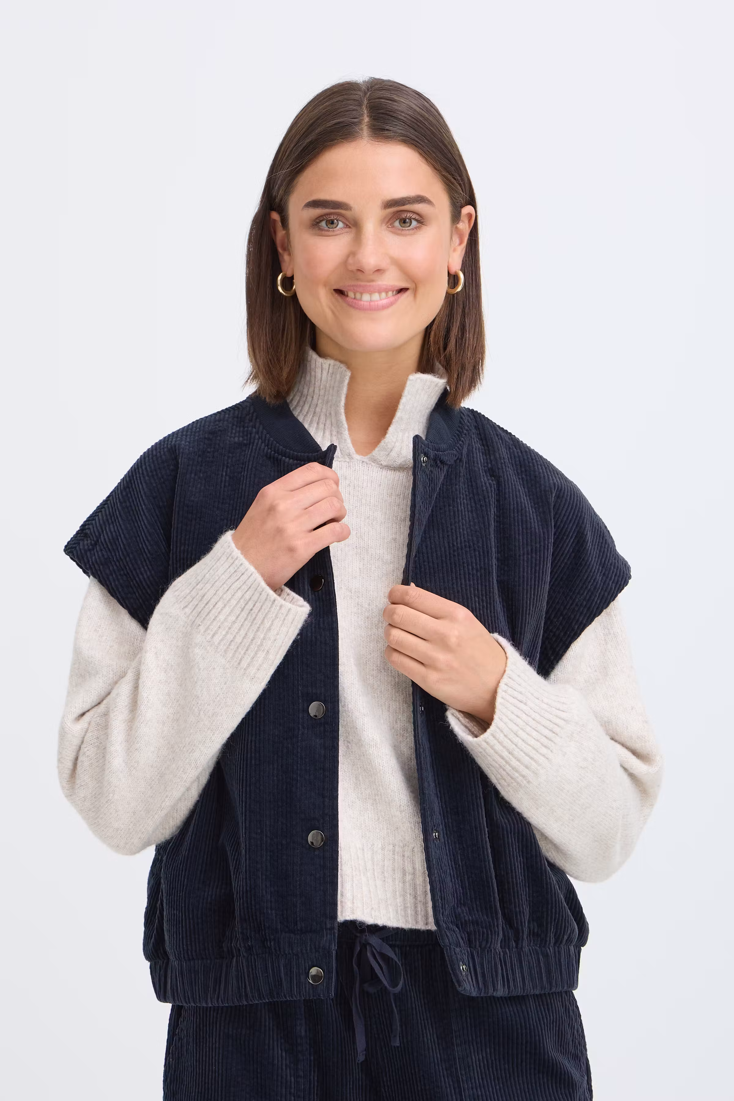 FRSALOMI Vest LOOKBOOK FRONT 20618195-194011
