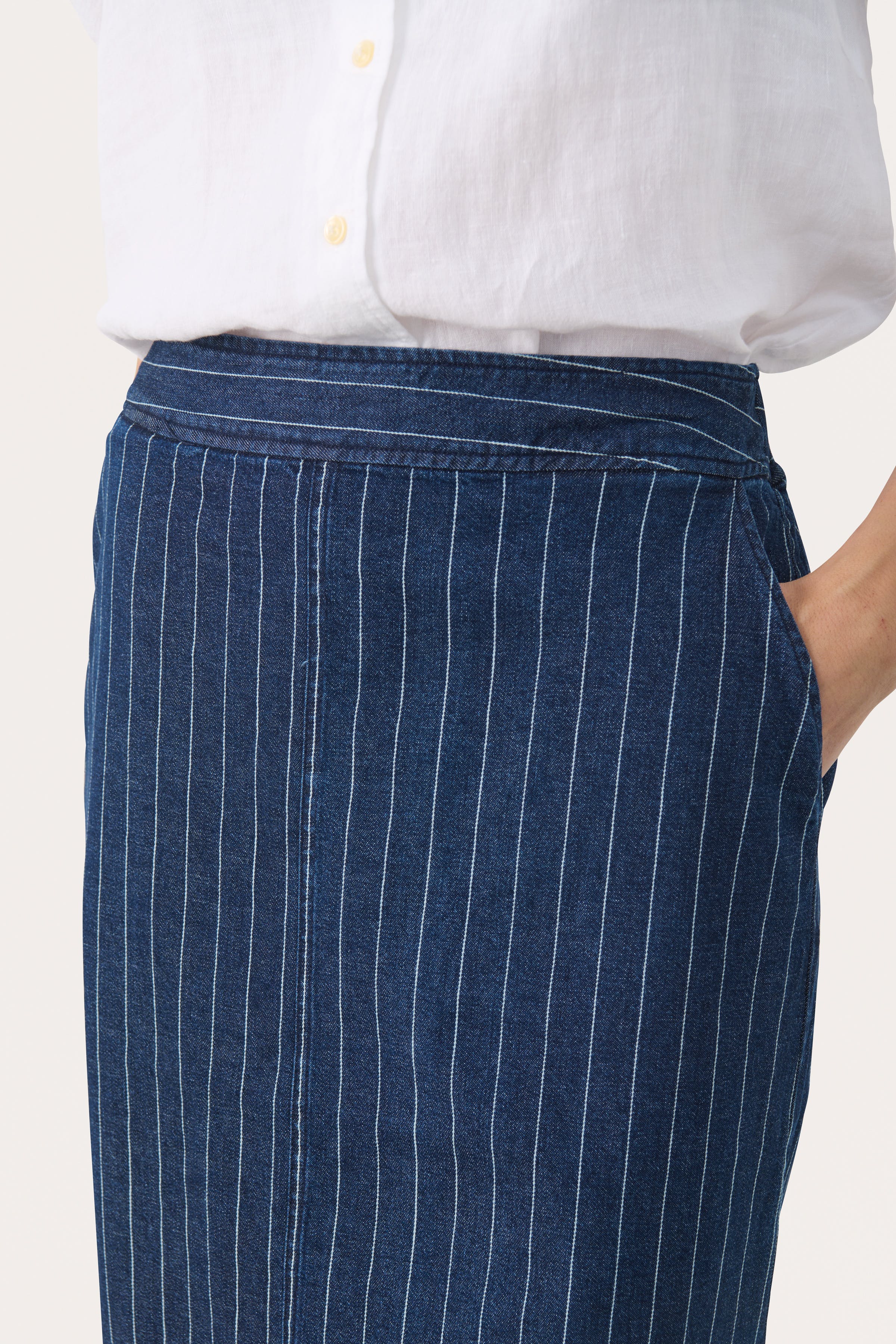 LizziePW Denim Rock LOOKBOOK DETAIL 30308878-303880