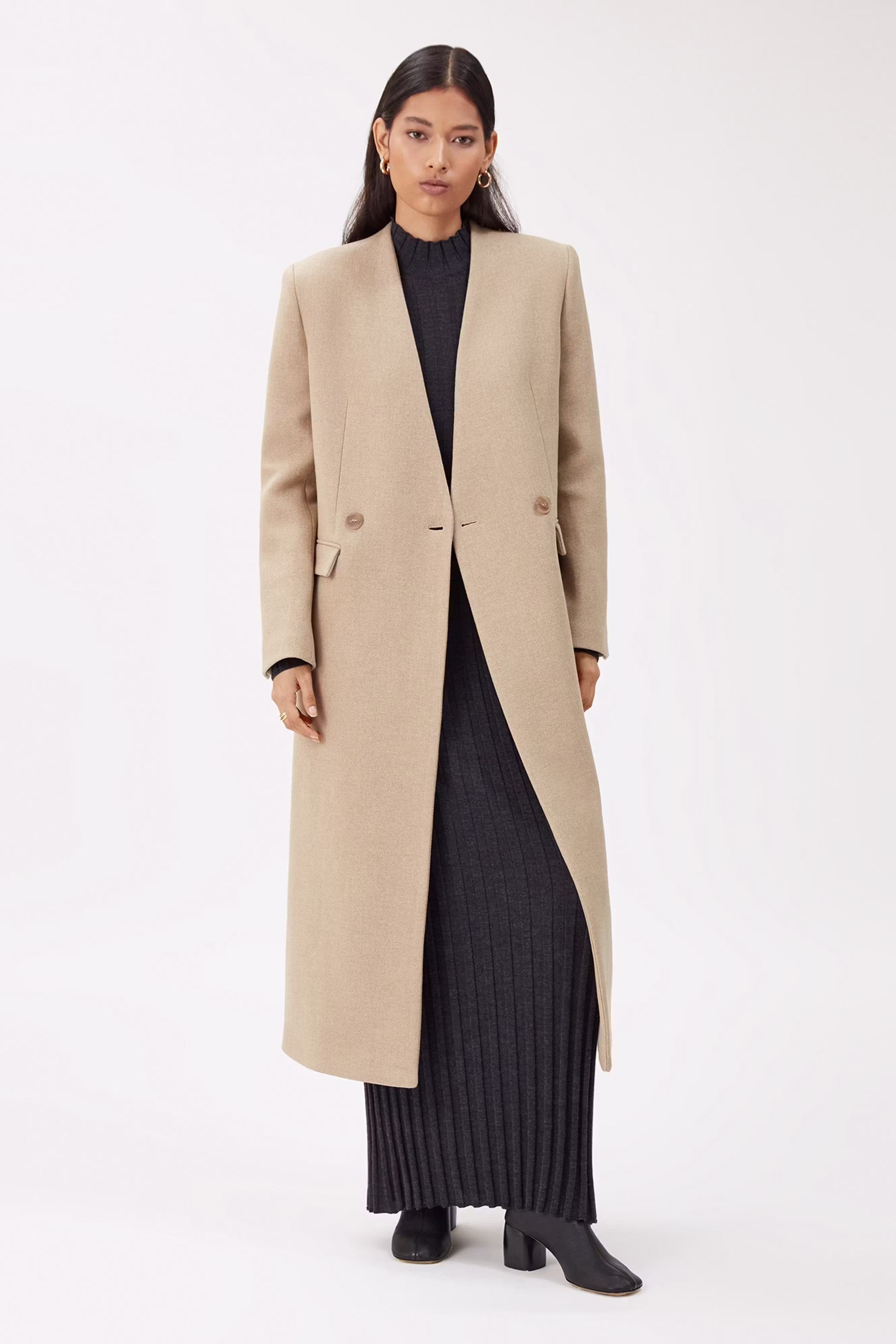 IOCAPRI Mantel LOOKBOOK FRONT 30600291-BE444