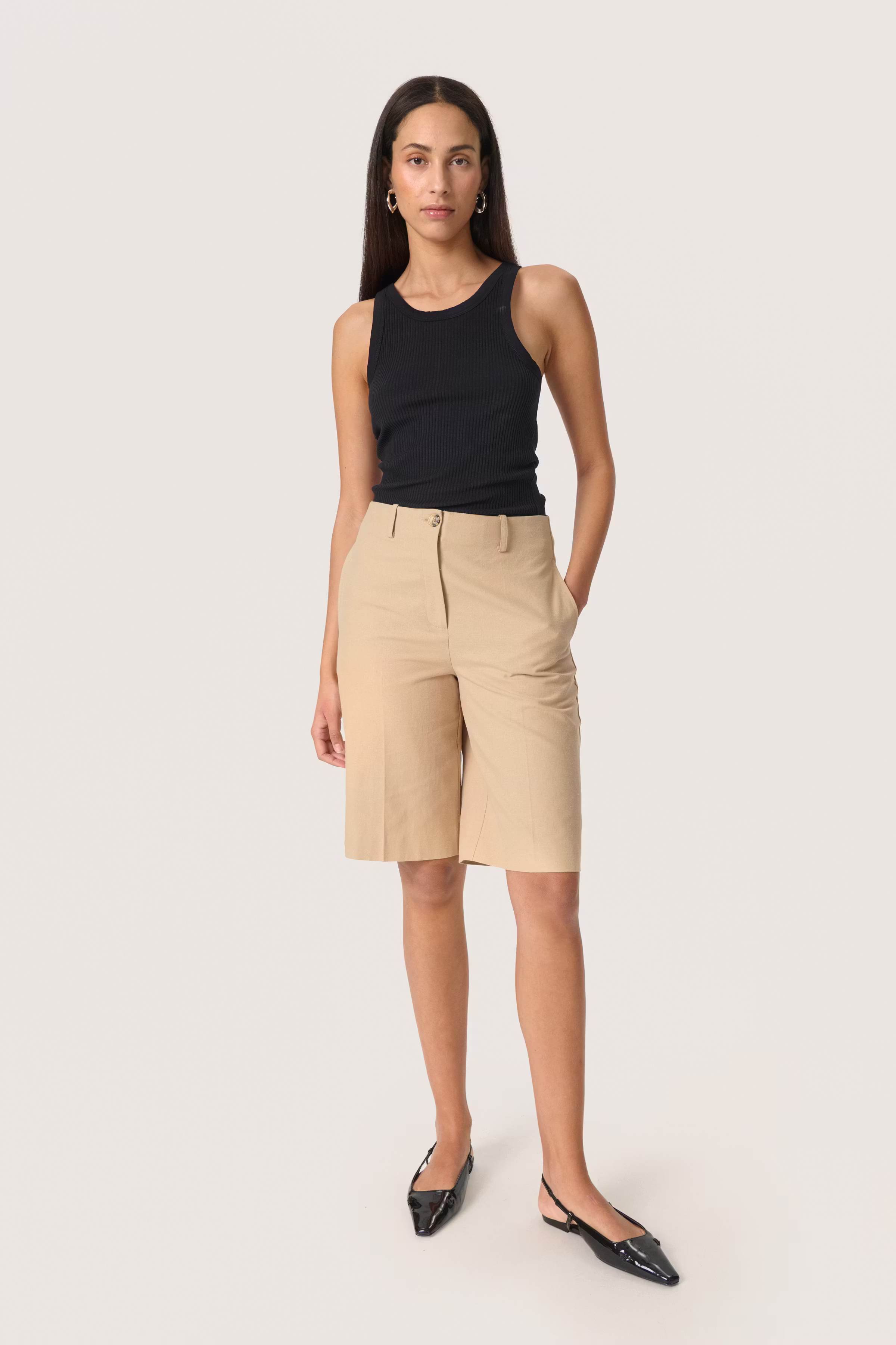 SLCarry Shorts LOOKBOOK FRONT 30408229-151114