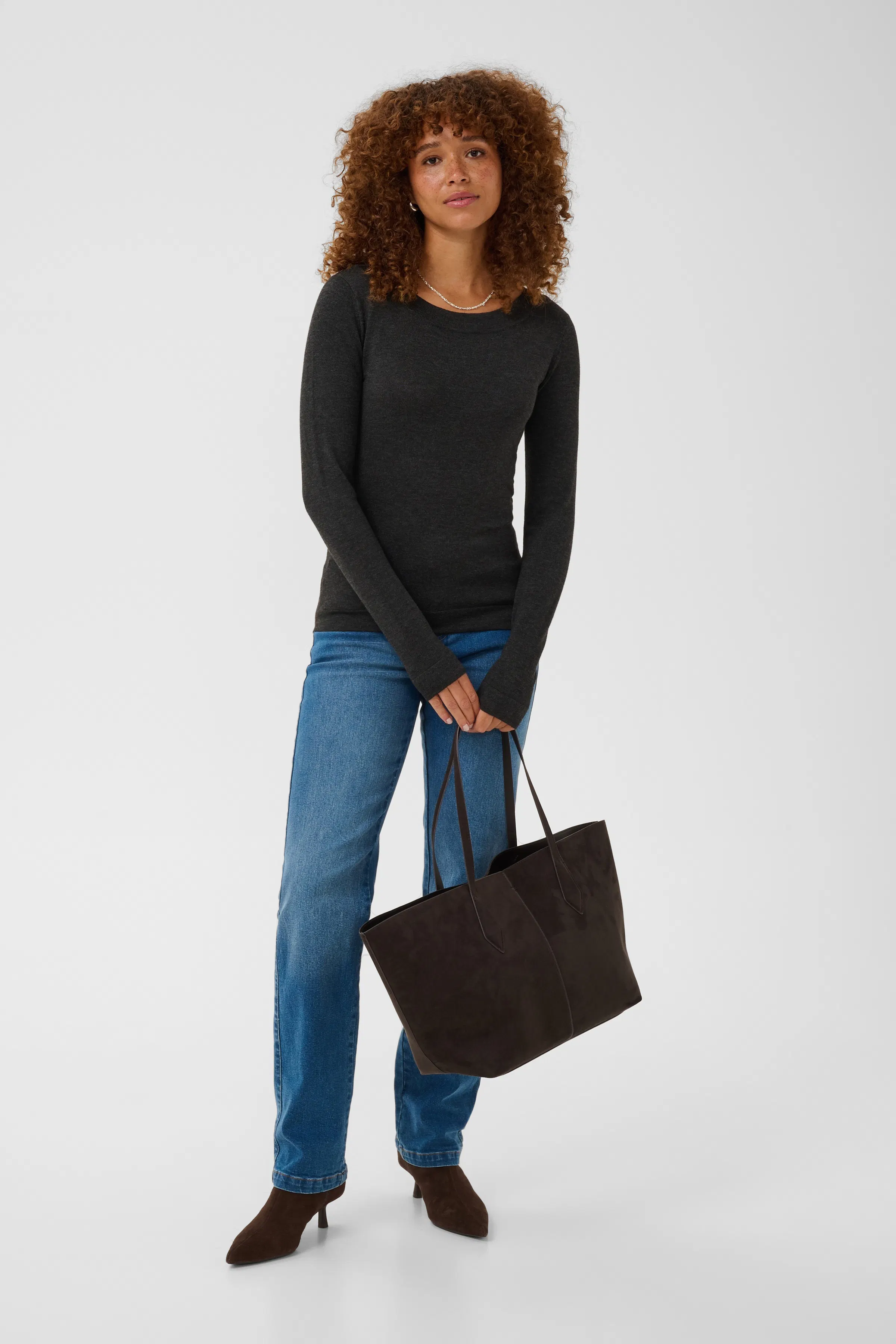 KAlizza Pullover LOOKBOOK FRONT 10510844-100125