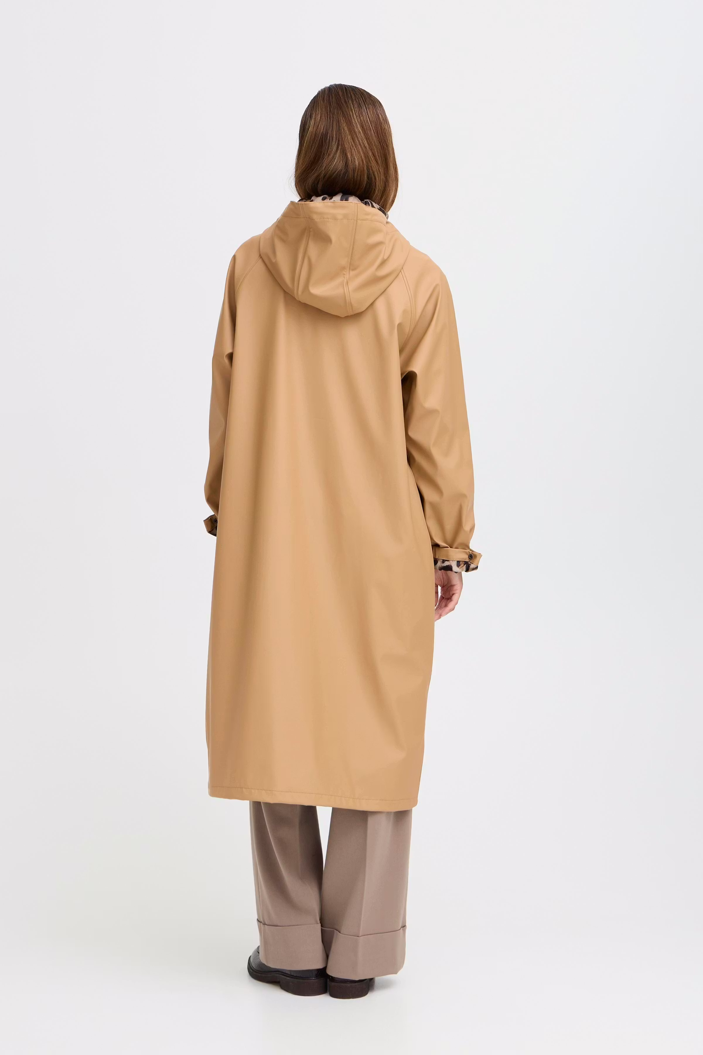 BYAVAN Coat LOOKBOOK BACK 20816947-171038