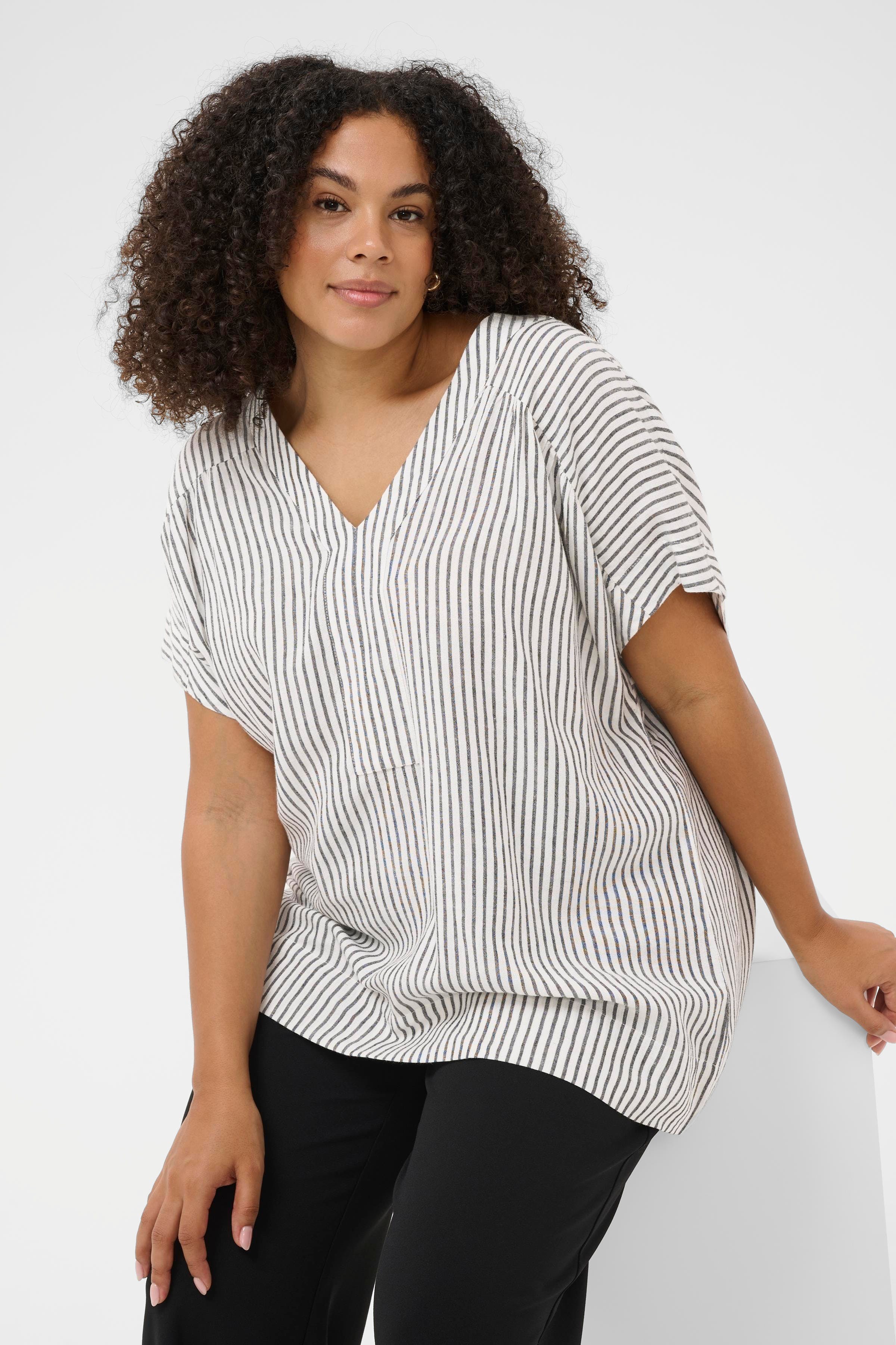 KCmille Linnen Blouse LOOKBOOK DETAIL 10583097-105465