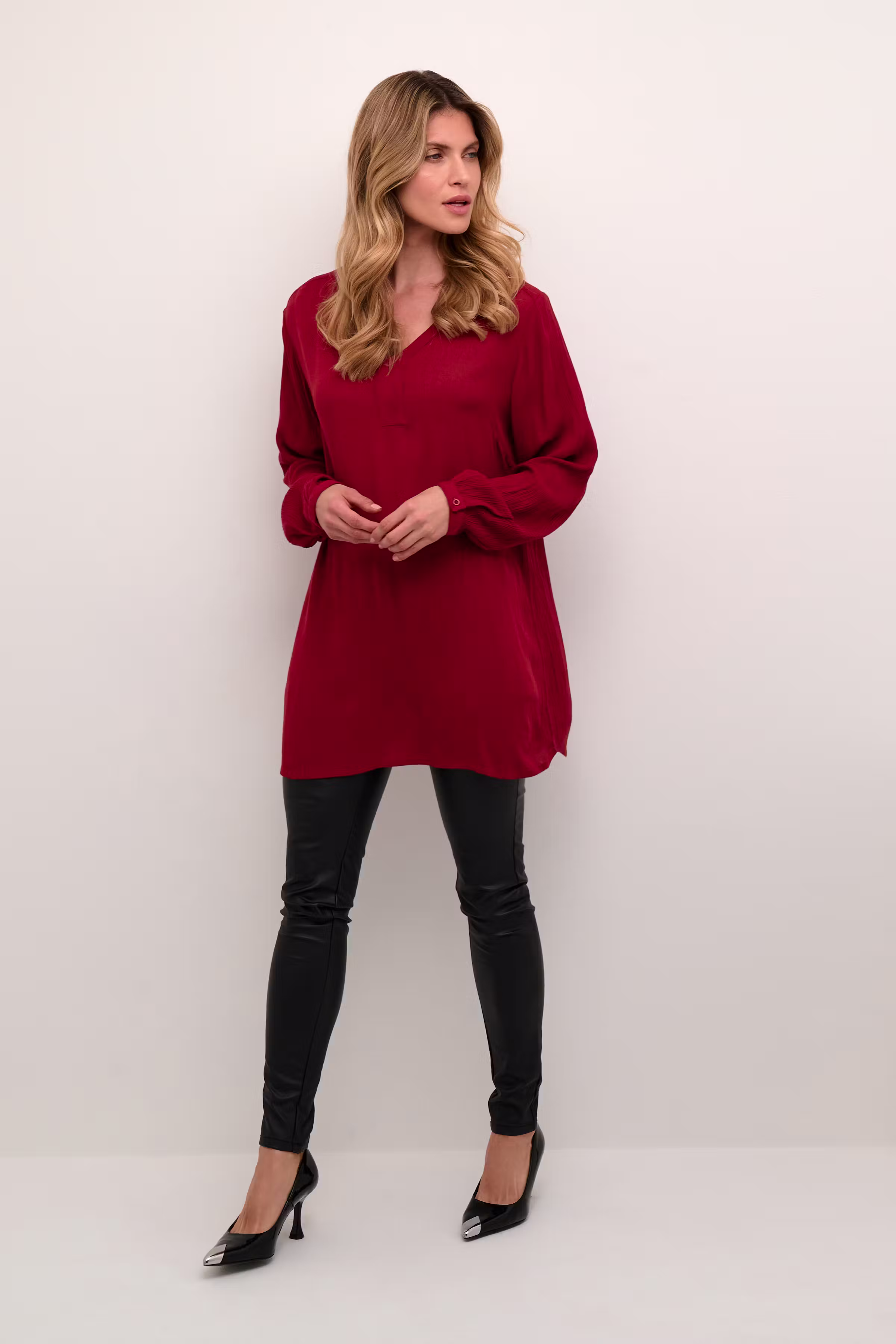 Amber Tunika LOOKBOOK FRONT 501038-191531
