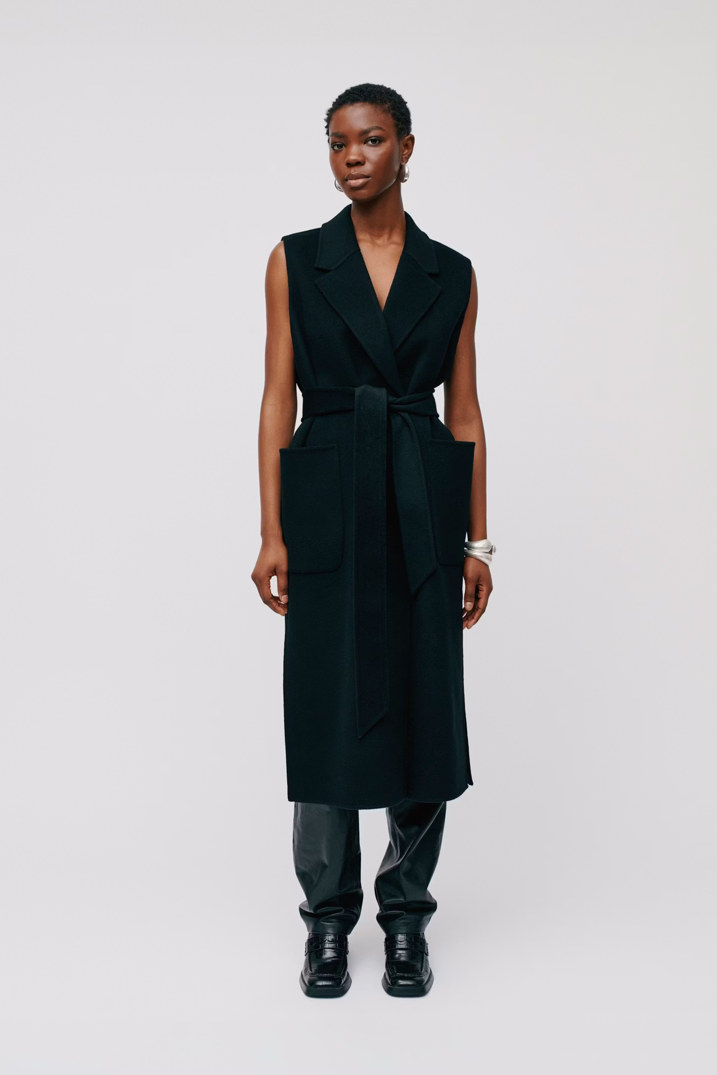 CLARISSA Coat LOOKBOOK FRONT 30600177-BK999