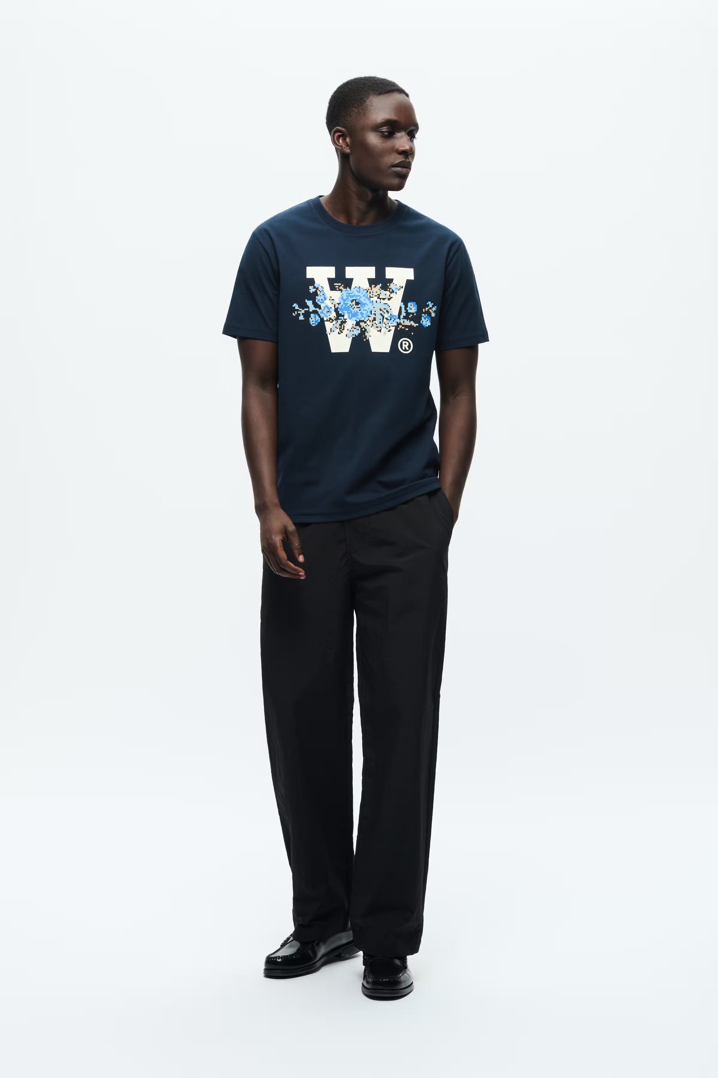 WWAce T-shirt LOOKBOOK FRONT 30251446-194011