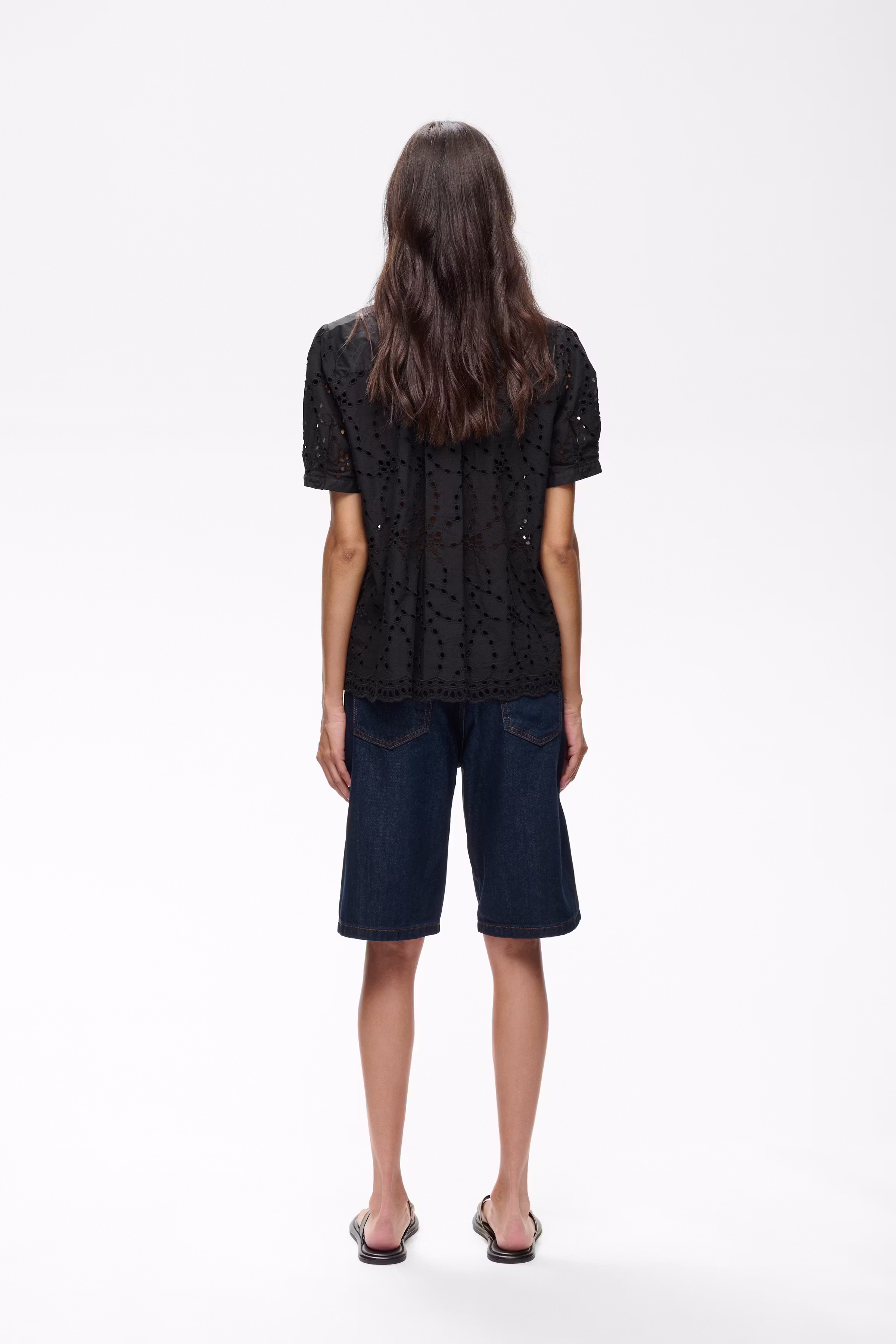 CaithIW Shirt LOOKBOOK BACK 30111283-194008