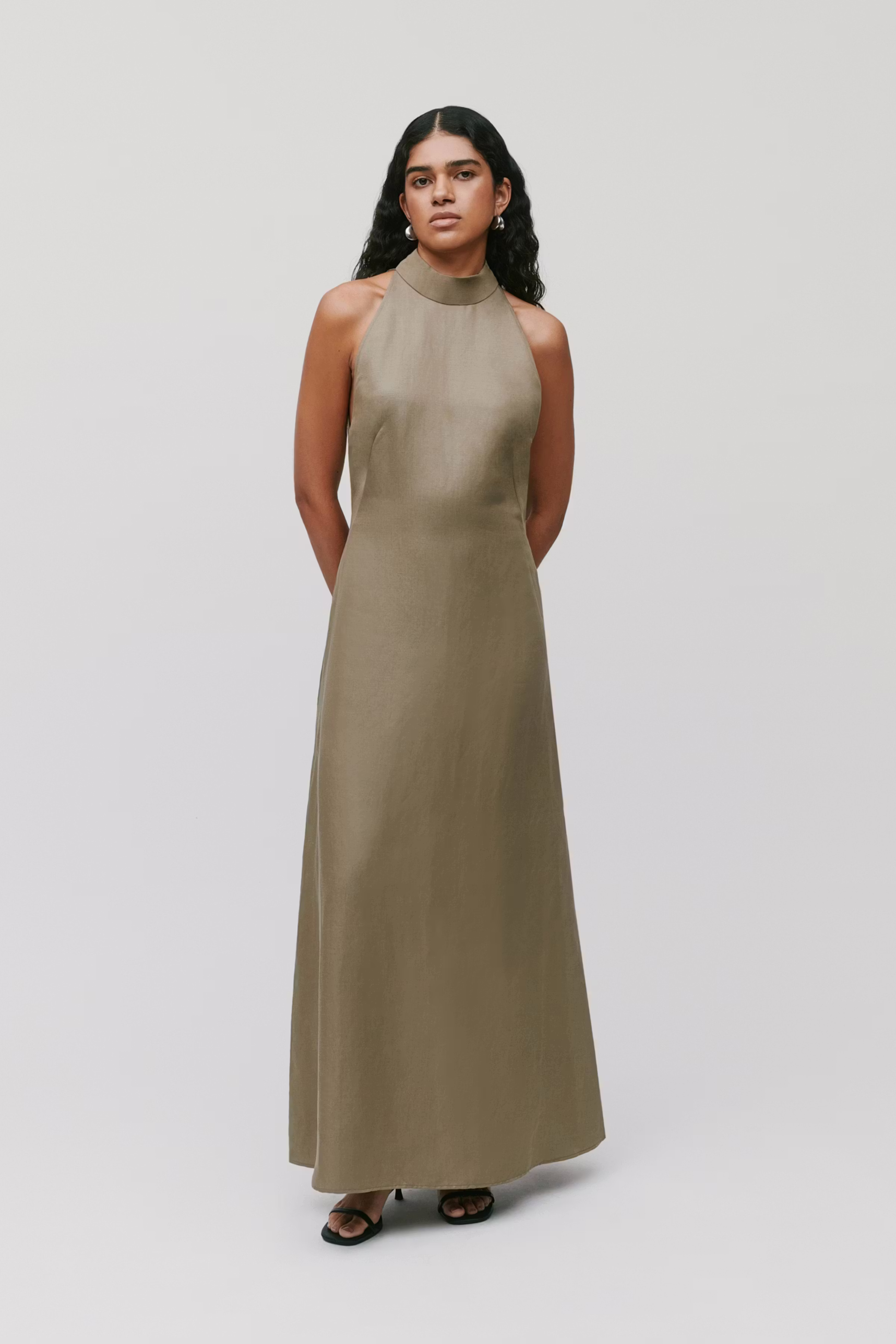 NELA Dress LOOKBOOK FRONT 30600538-GR549