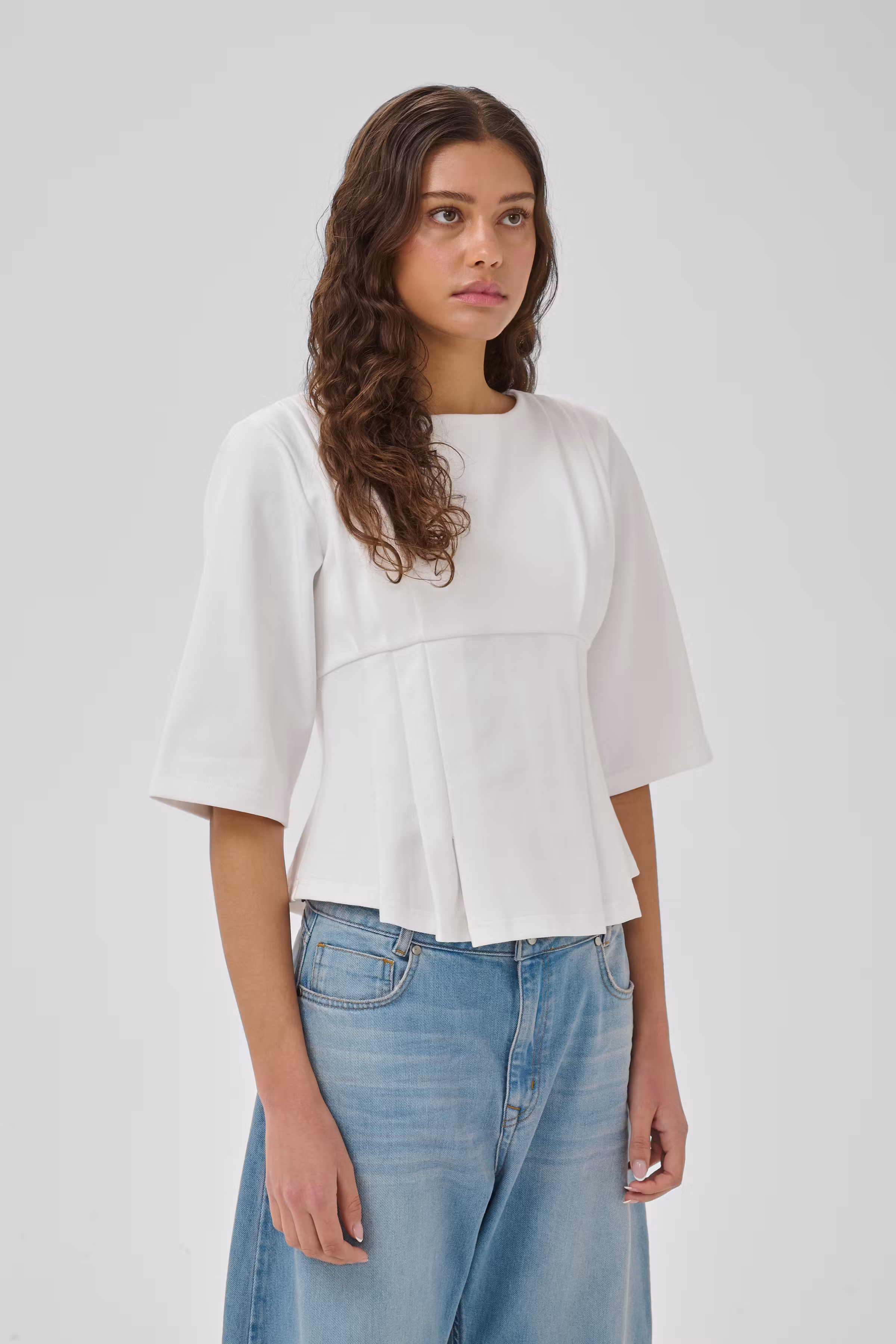 MWApir T-shirt LOOKBOOK FRONT 10705651-110602