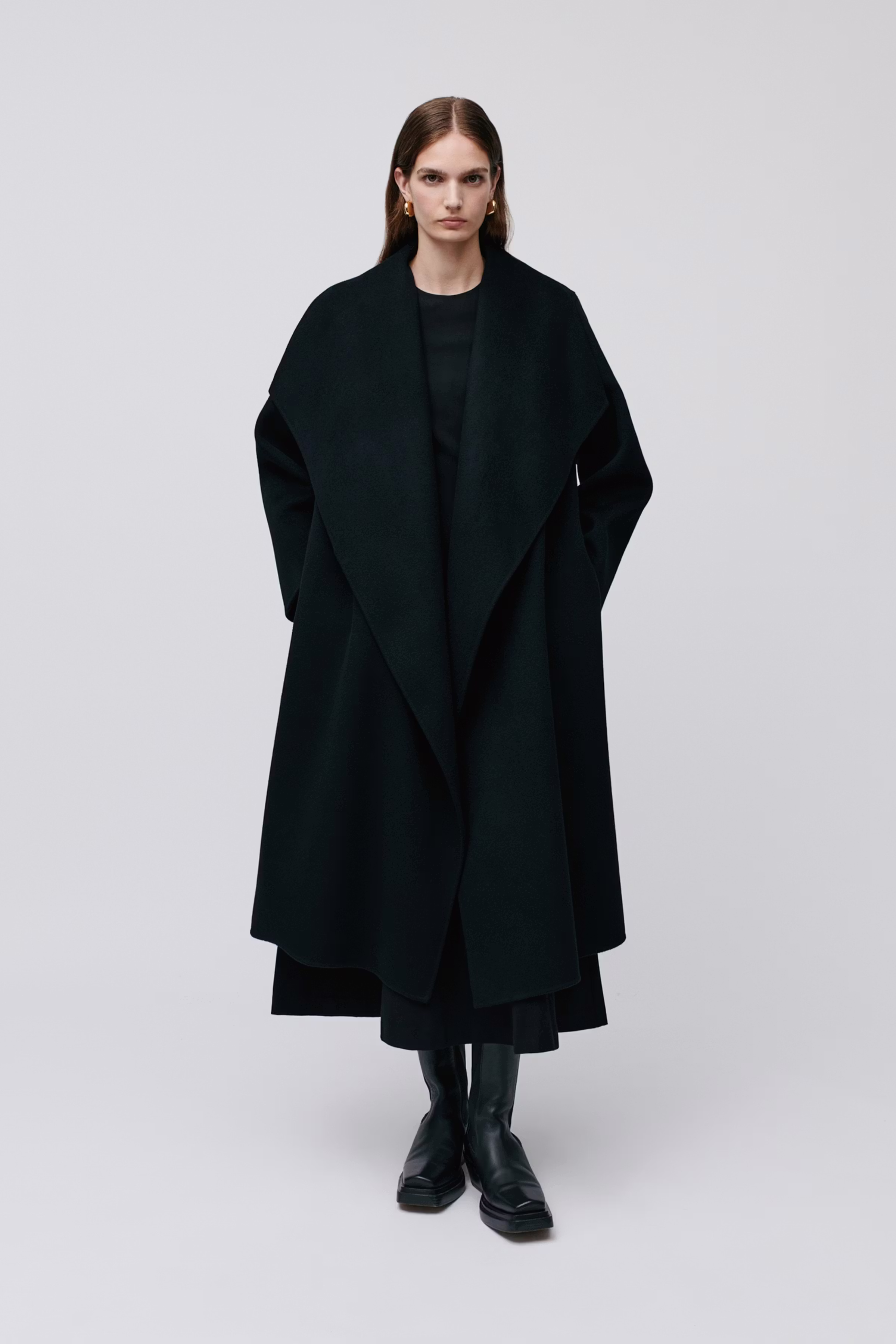 CARRIE ROSE Coat LOOKBOOK FRONT 30600562-BK999