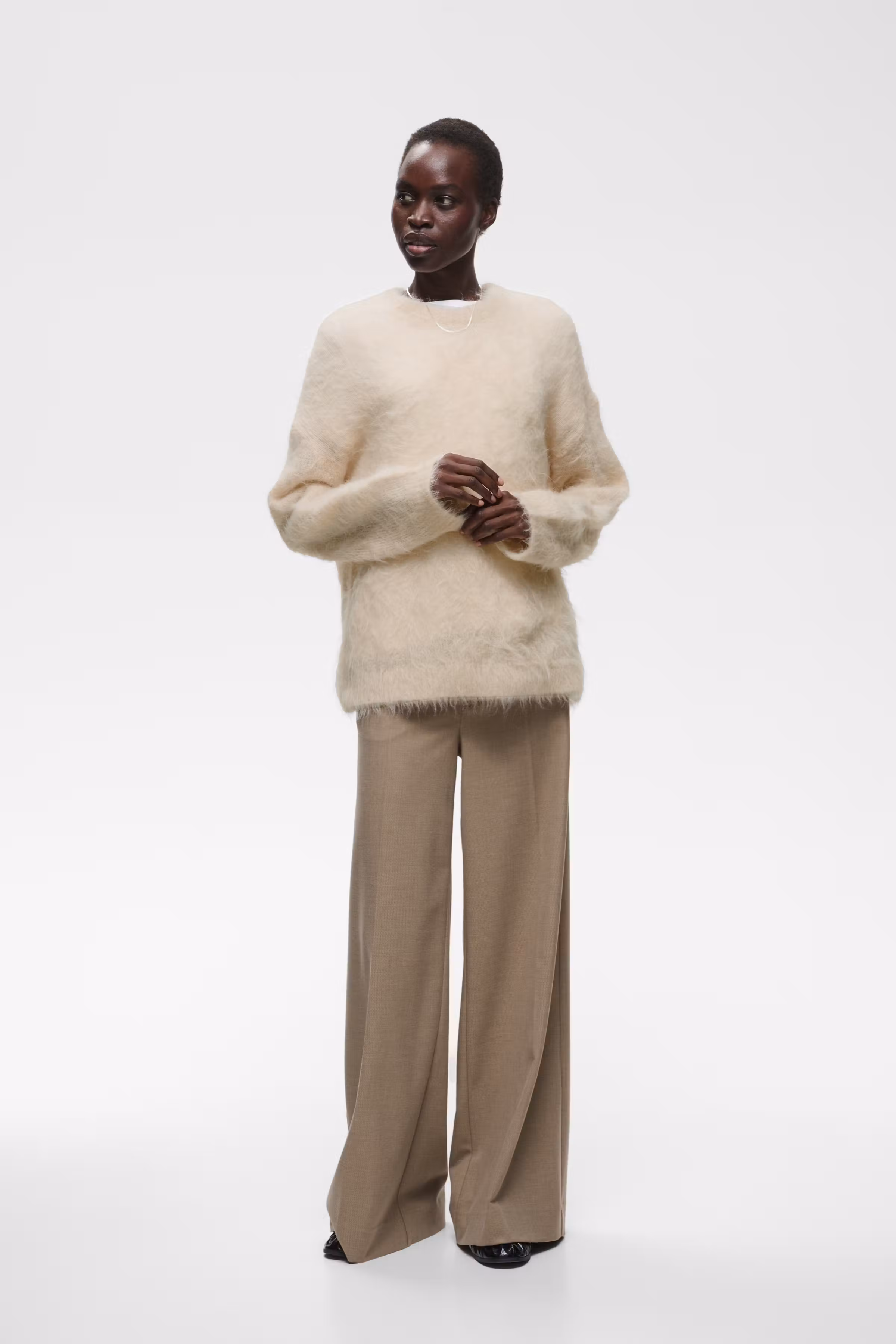 PELLOIW Pullover LOOKBOOK FRONT 30113101-130403