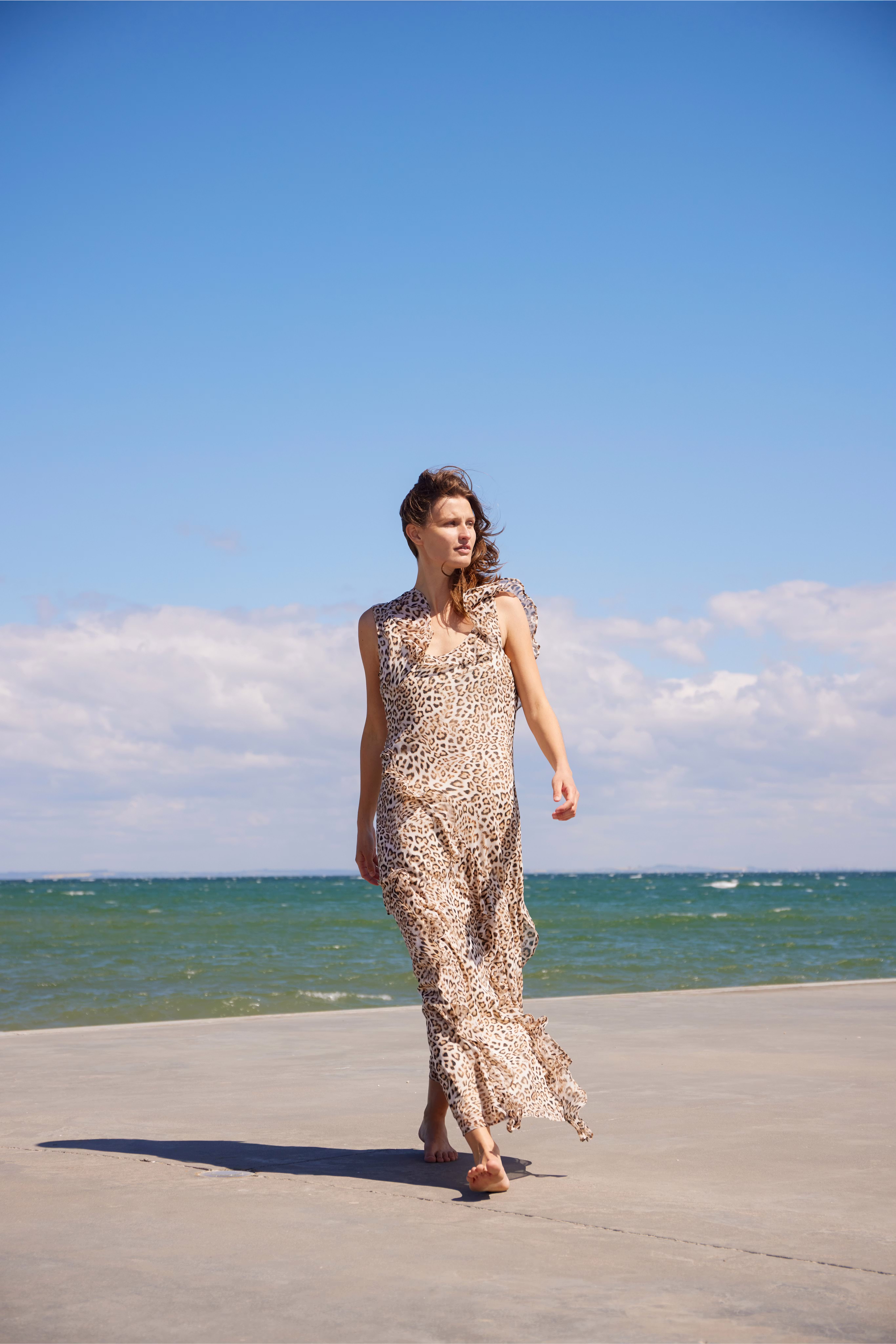 SLAnaya Kjole LOCATION NONE 30408487-303941