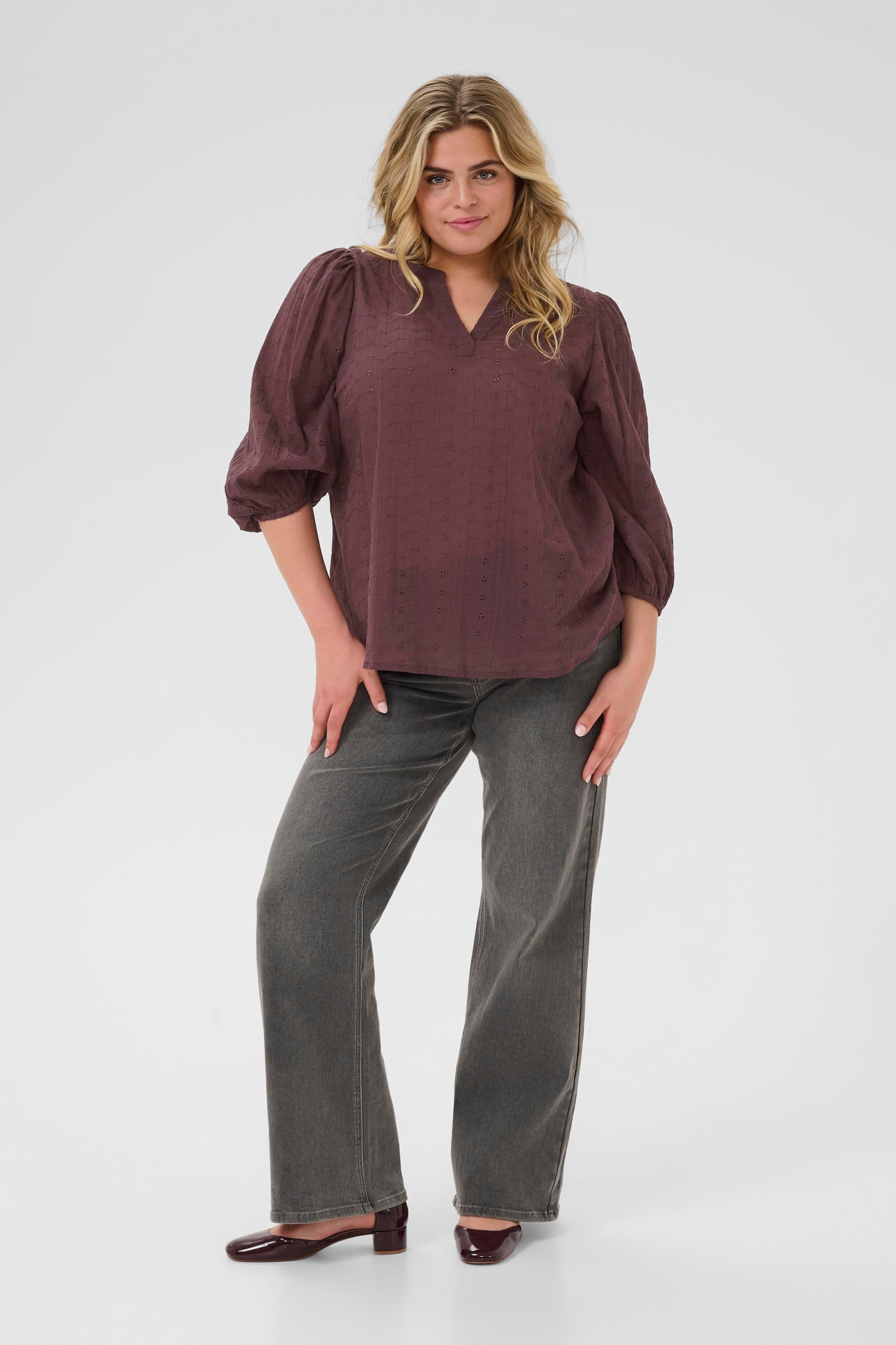 KCmaia Blouse LOOKBOOK FRONT 10583470-191619