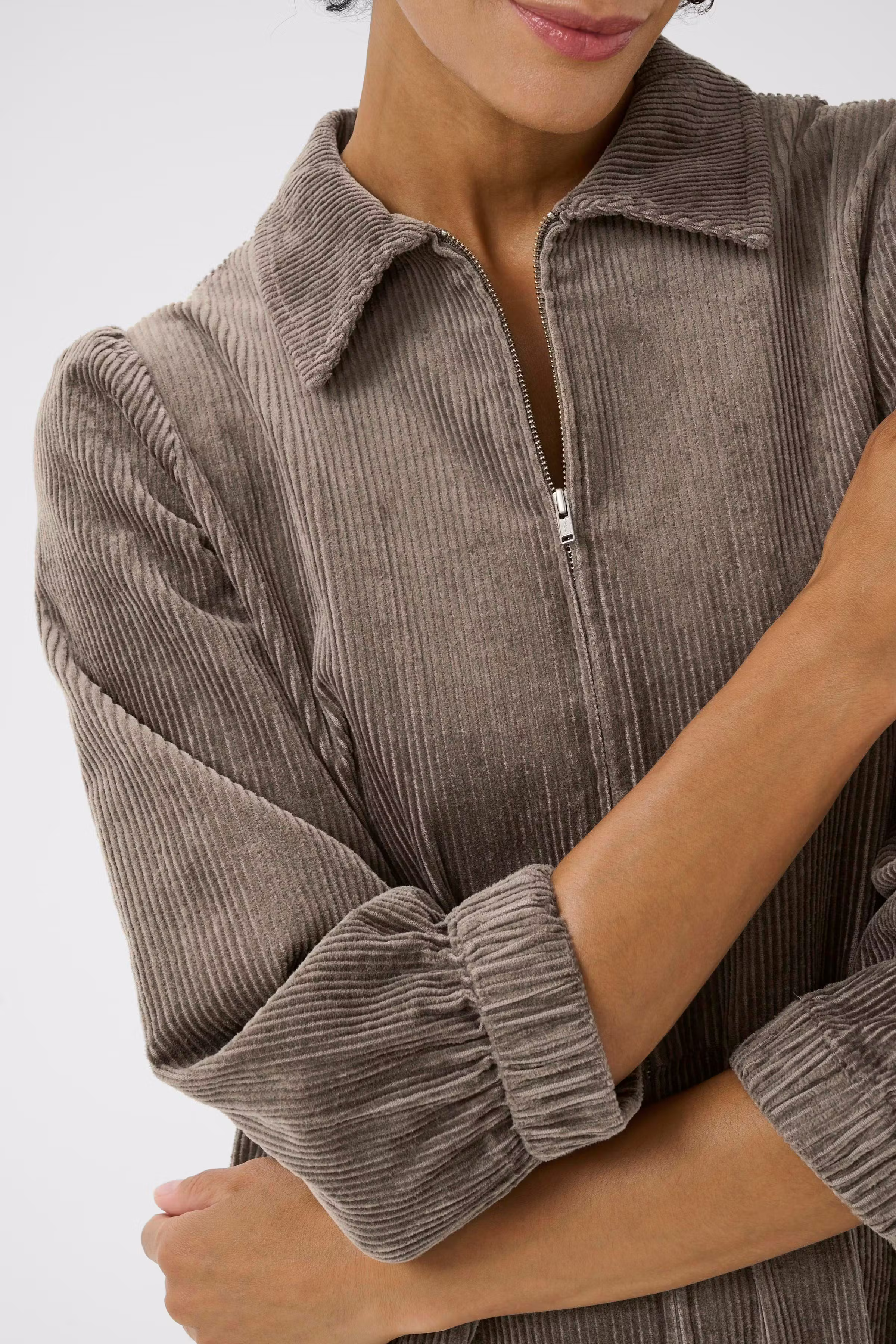 EyvorPW Fløjlskjole LOOKBOOK DETAIL 30308117-181304