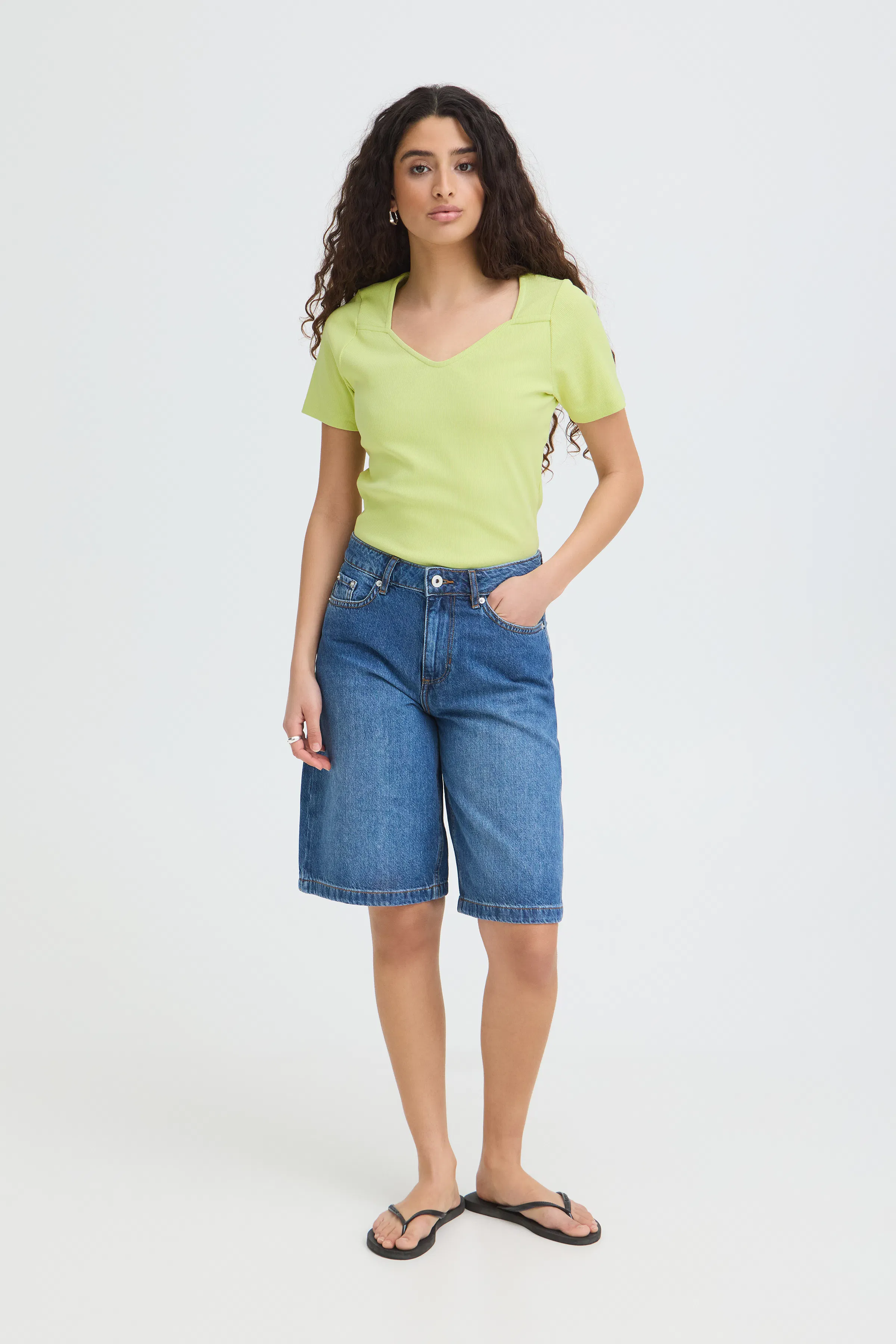 IHORETA T-shirt LOOKBOOK FRONT 20120617-130317