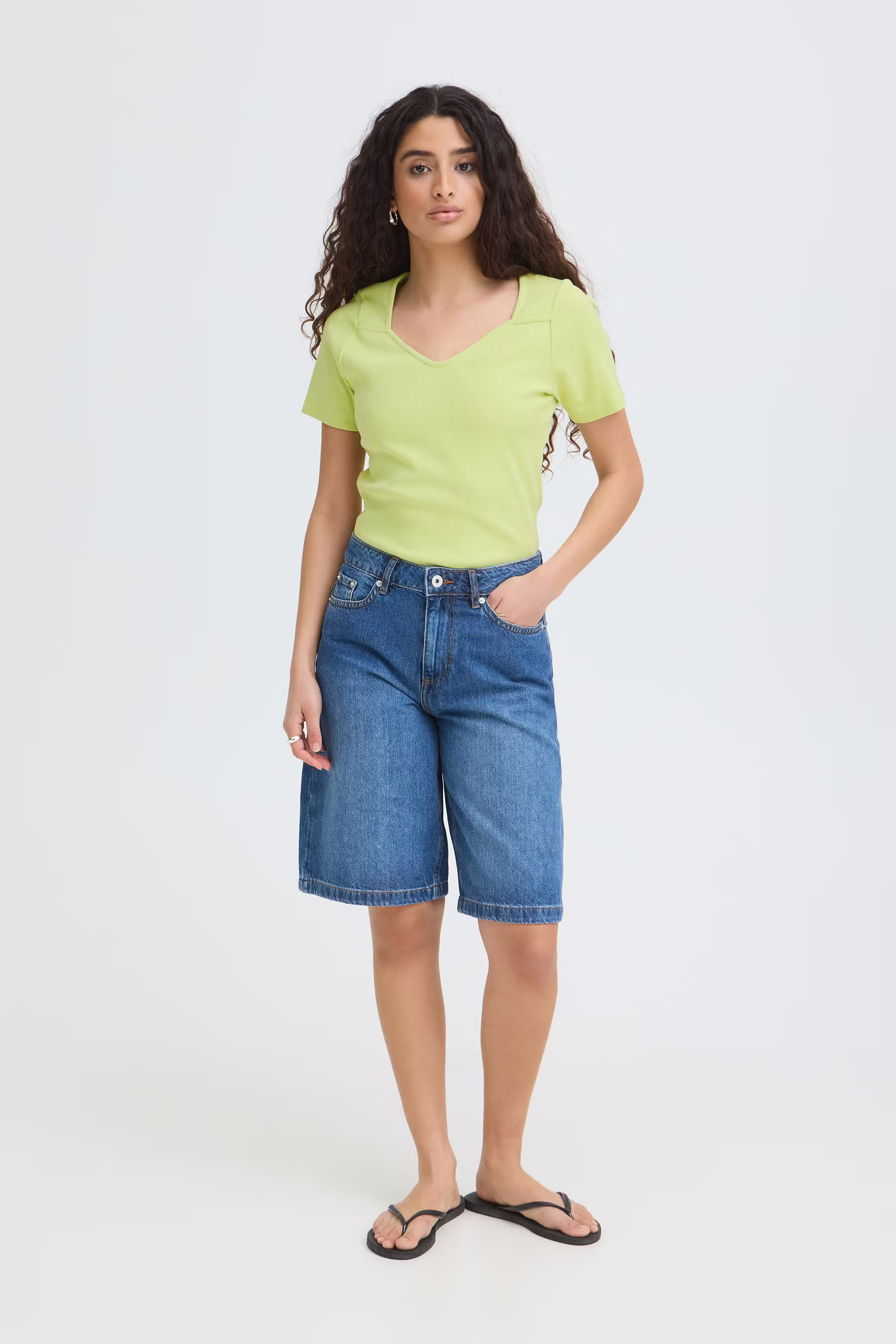 IHORETA T-shirt LOOKBOOK FRONT 20120617-130317