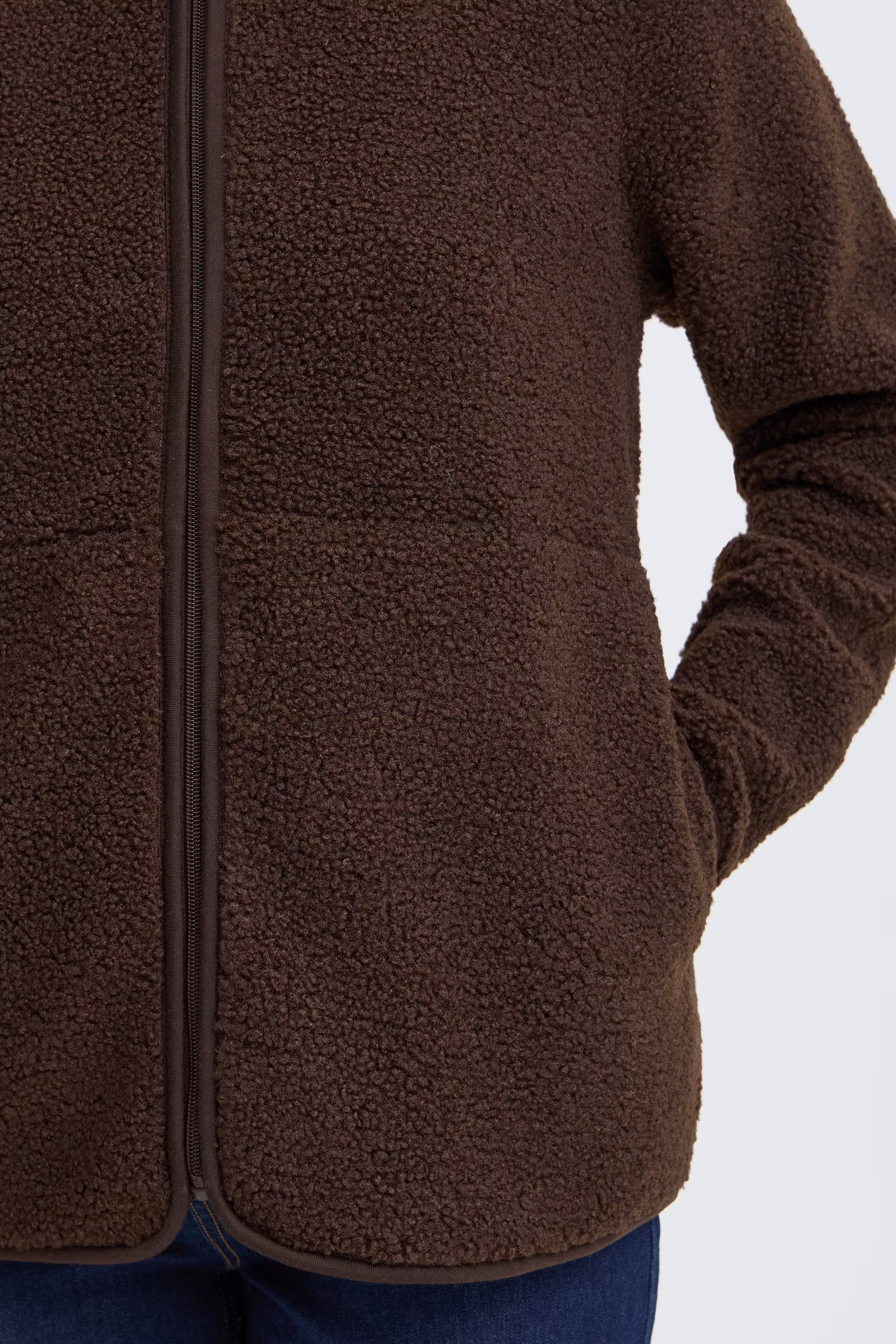 FRTENYA Outerwear LOOKBOOK DETAIL 20618524-190913