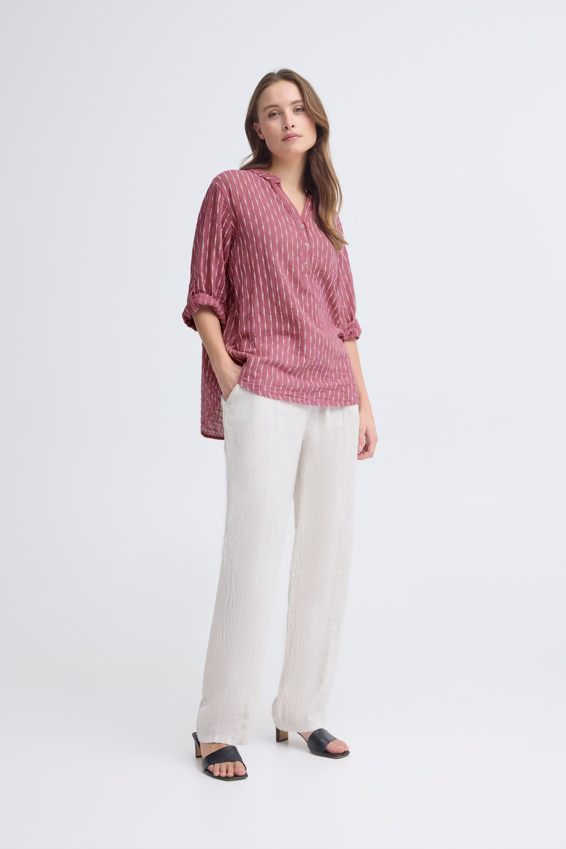 SBALEXIA Bluse LOOKBOOK FRONT 22101158-171612