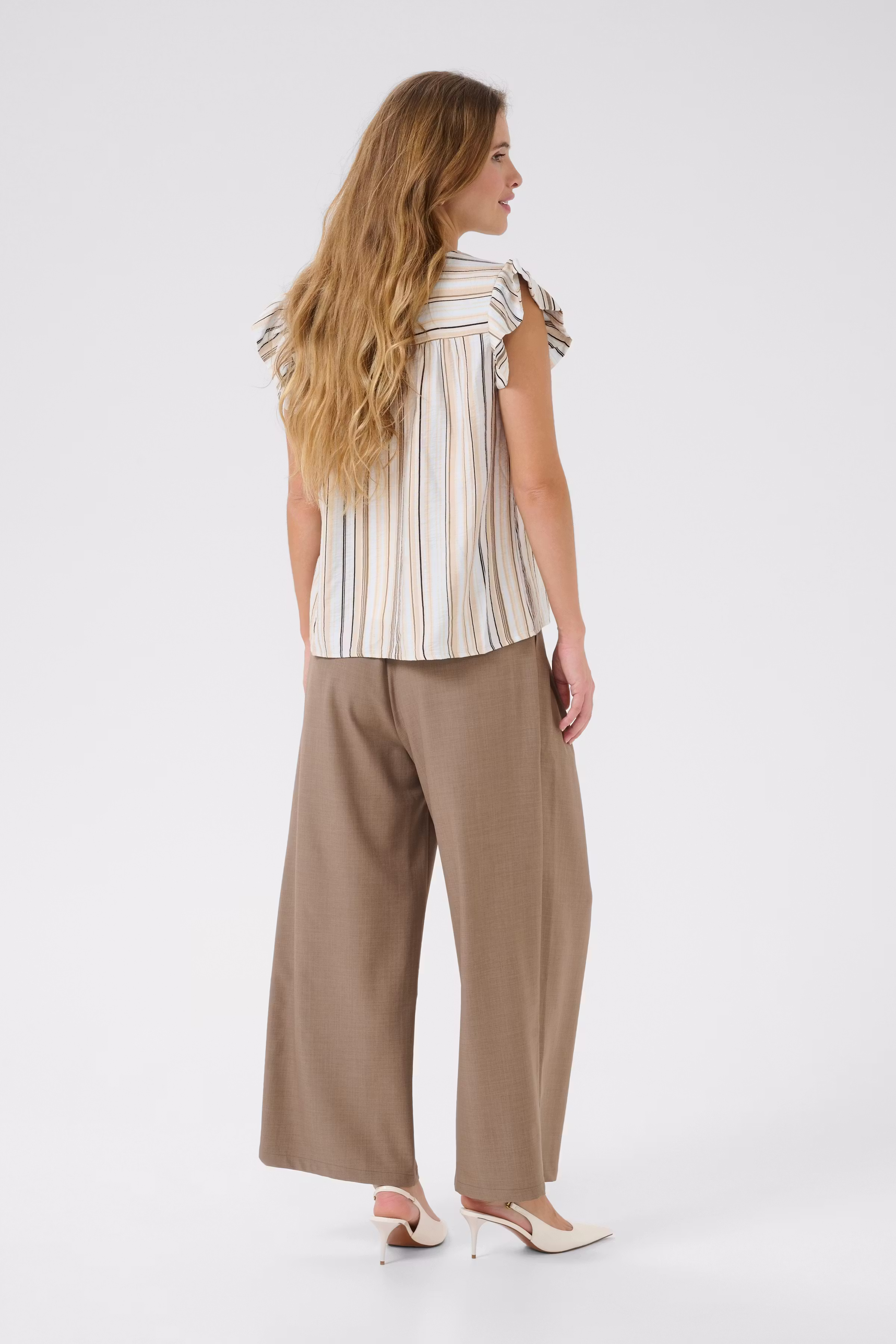 CUpella Blouse LOOKBOOK BACK 50112412-108587