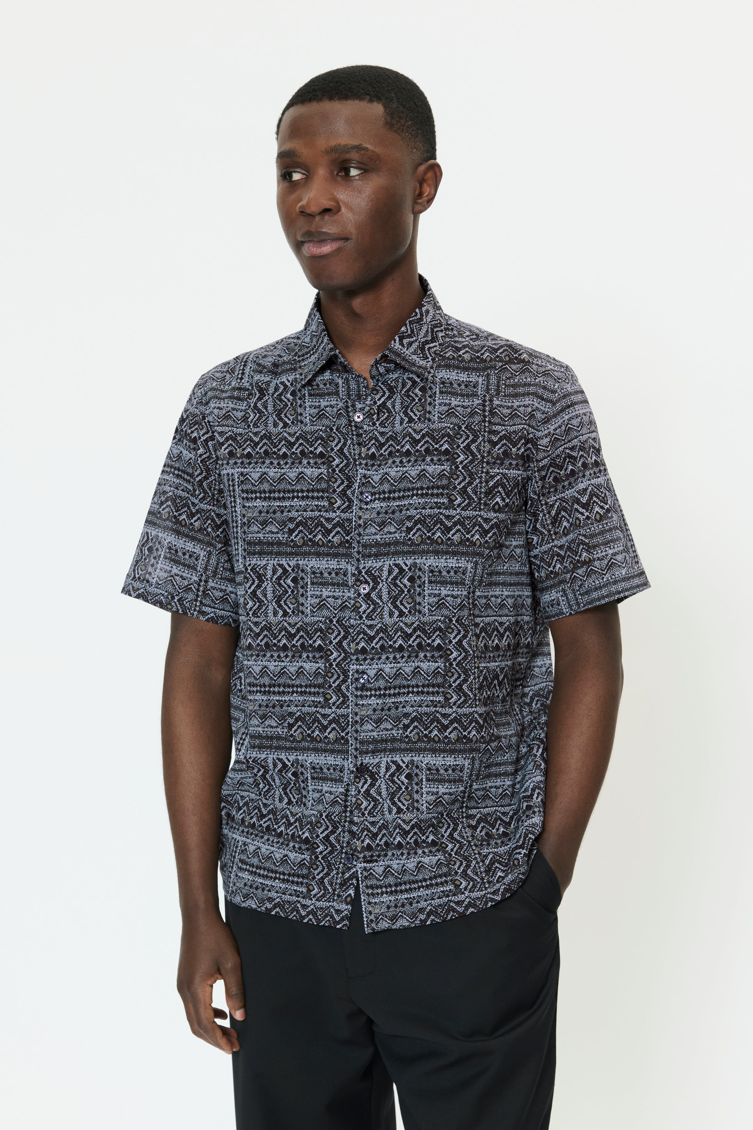 MAklampo Shirt LOOKBOOK FRONT 30208875-194111